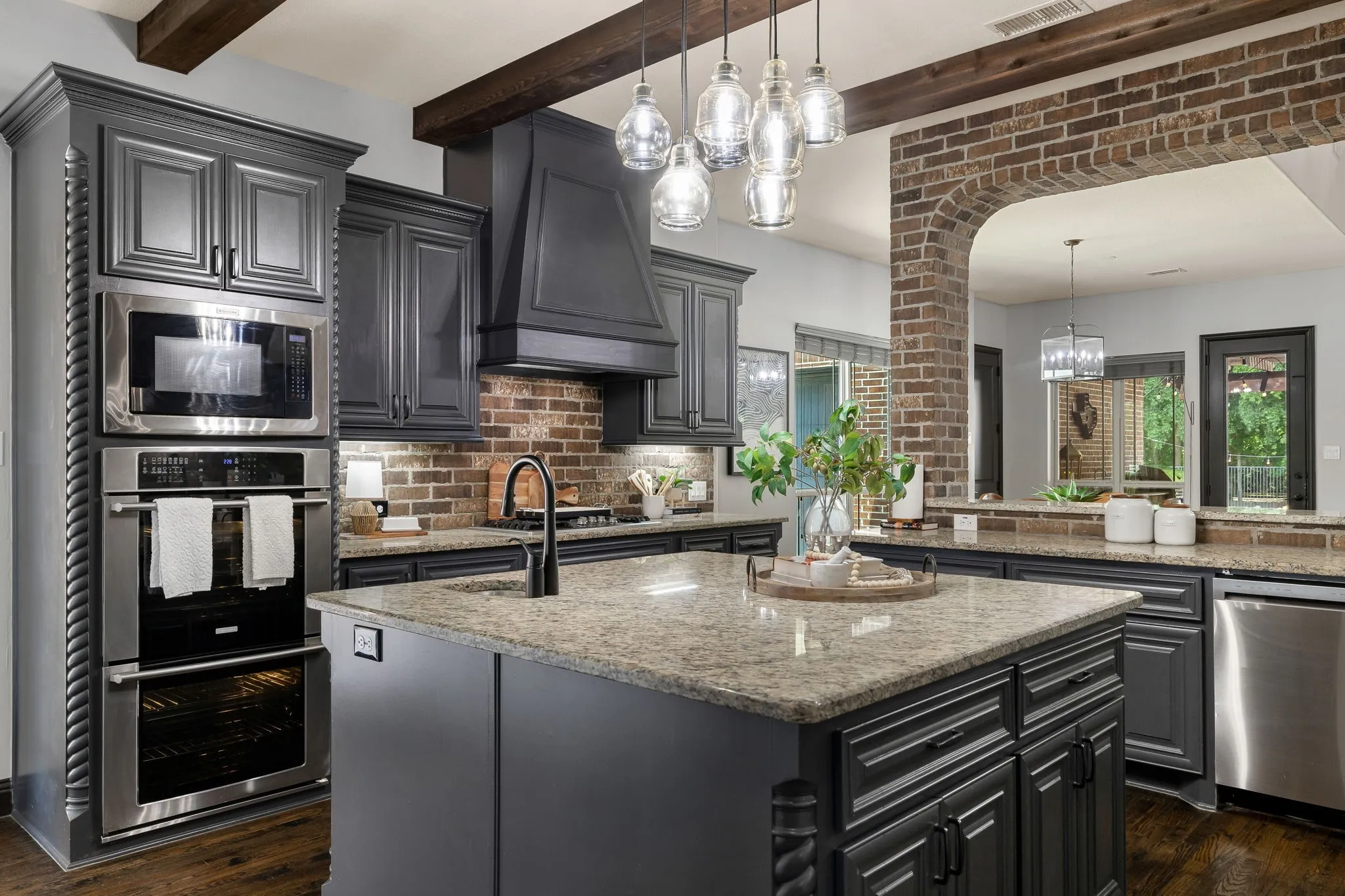 Single Family Residence For Sale in Collin County , 1545 Sara Cove, Lucas, Texas 75002, 6 Bedroom, 6 Bathroom, 4 Garage spaces, 6,481 Sqft, built in 2015, mls#21281760, Real Estate Agent in Lucas, Homes For Sale in Collin county, Homes For Sale in Lucas, Realtor in Lucas Texas, Real Estate Brokerage Independent Realty Texas, Luminita Cordes Realtor