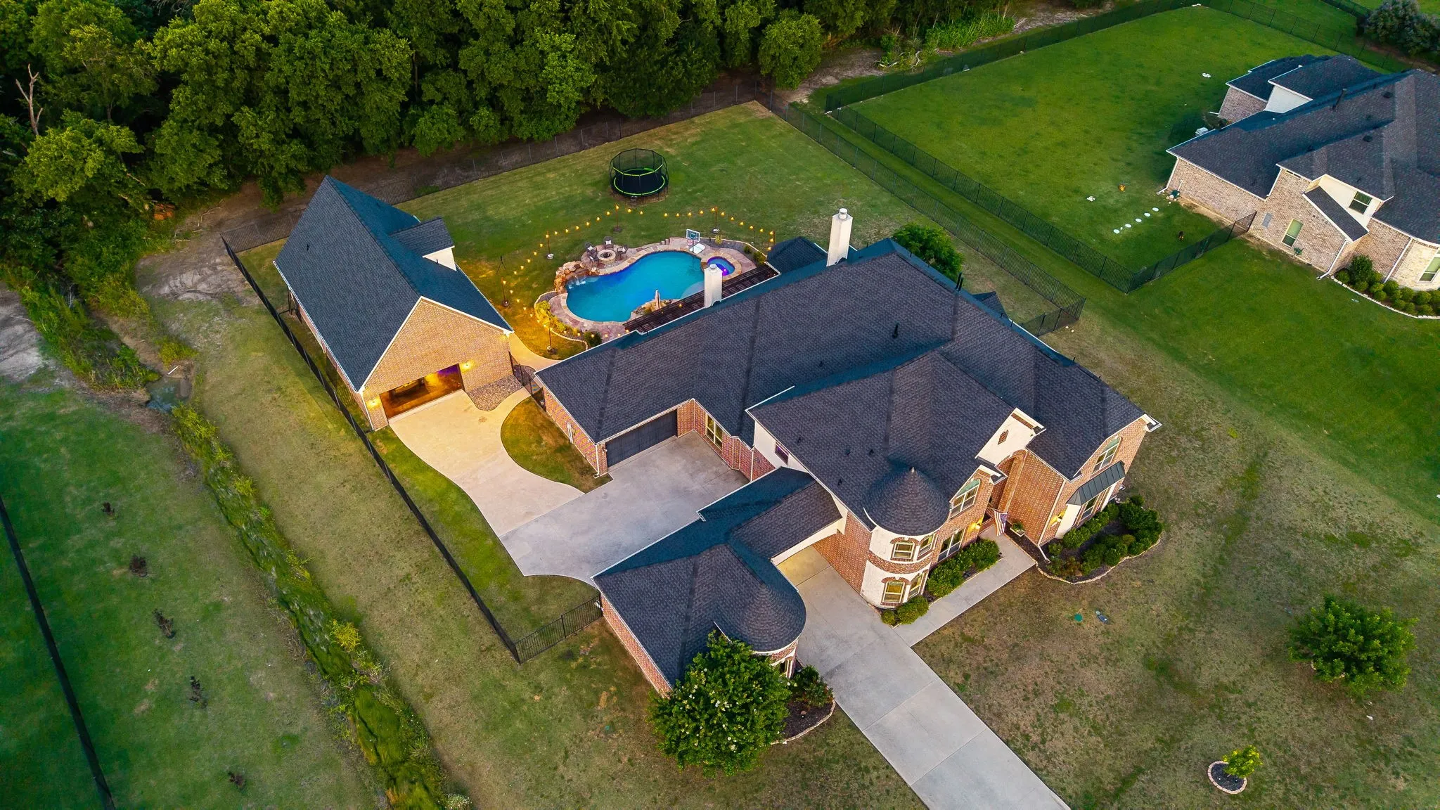Single Family Residence For Sale in Collin County , 1545 Sara Cove, Lucas, Texas 75002, 6 Bedroom, 6 Bathroom, 4 Garage spaces, 6,481 Sqft, built in 2015, mls#21281760, Real Estate Agent in Lucas, Homes For Sale in Collin county, Homes For Sale in Lucas, Realtor in Lucas Texas, Real Estate Brokerage Independent Realty Texas, Luminita Cordes Realtor