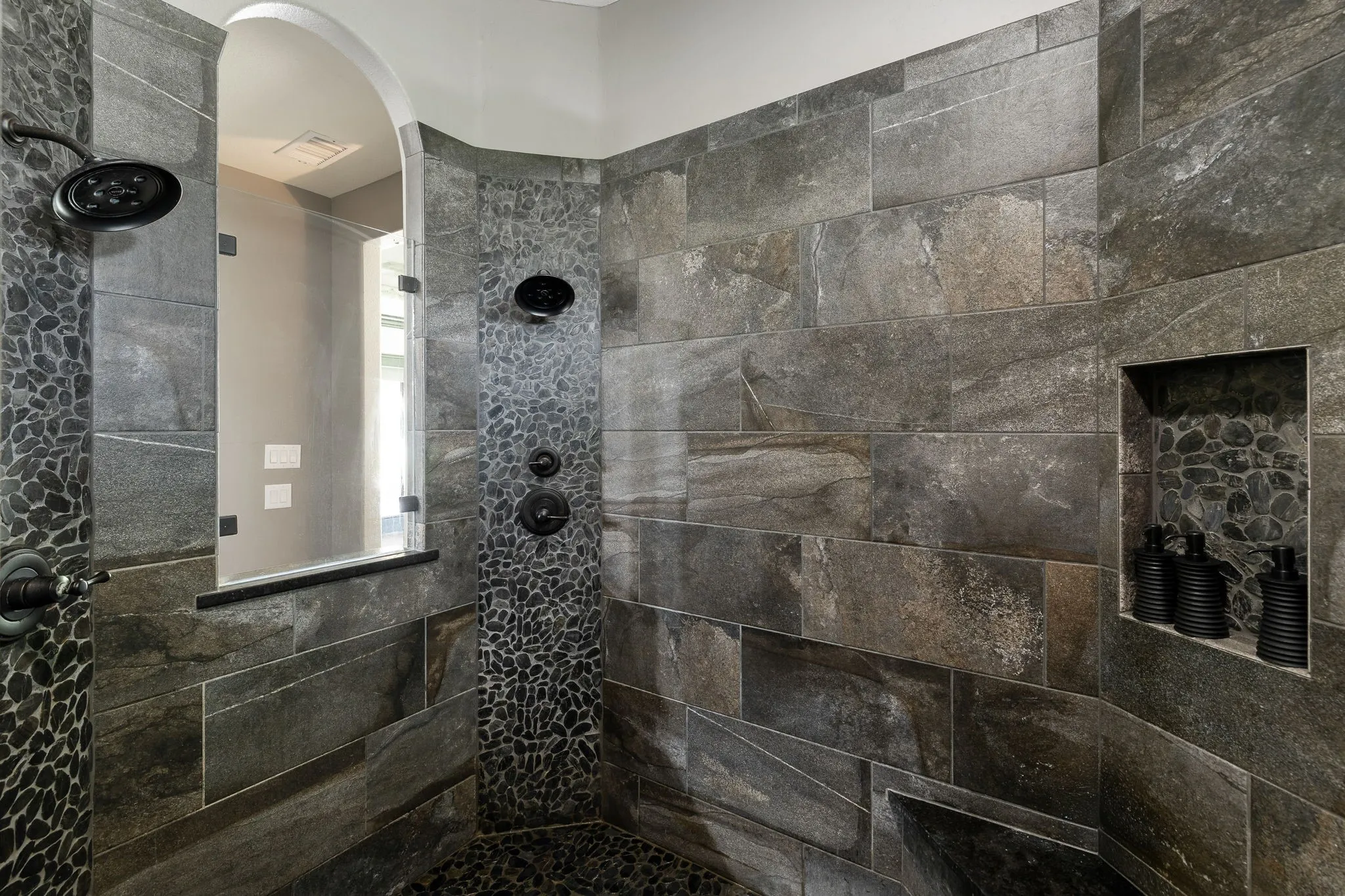 Single Family Residence For Sale in Collin County , 1545 Sara Cove, Lucas, Texas 75002, 6 Bedroom, 6 Bathroom, 4 Garage spaces, 6,481 Sqft, built in 2015, mls#21281760, Real Estate Agent in Lucas, Homes For Sale in Collin county, Homes For Sale in Lucas, Realtor in Lucas Texas, Real Estate Brokerage Independent Realty Texas, Luminita Cordes Realtor