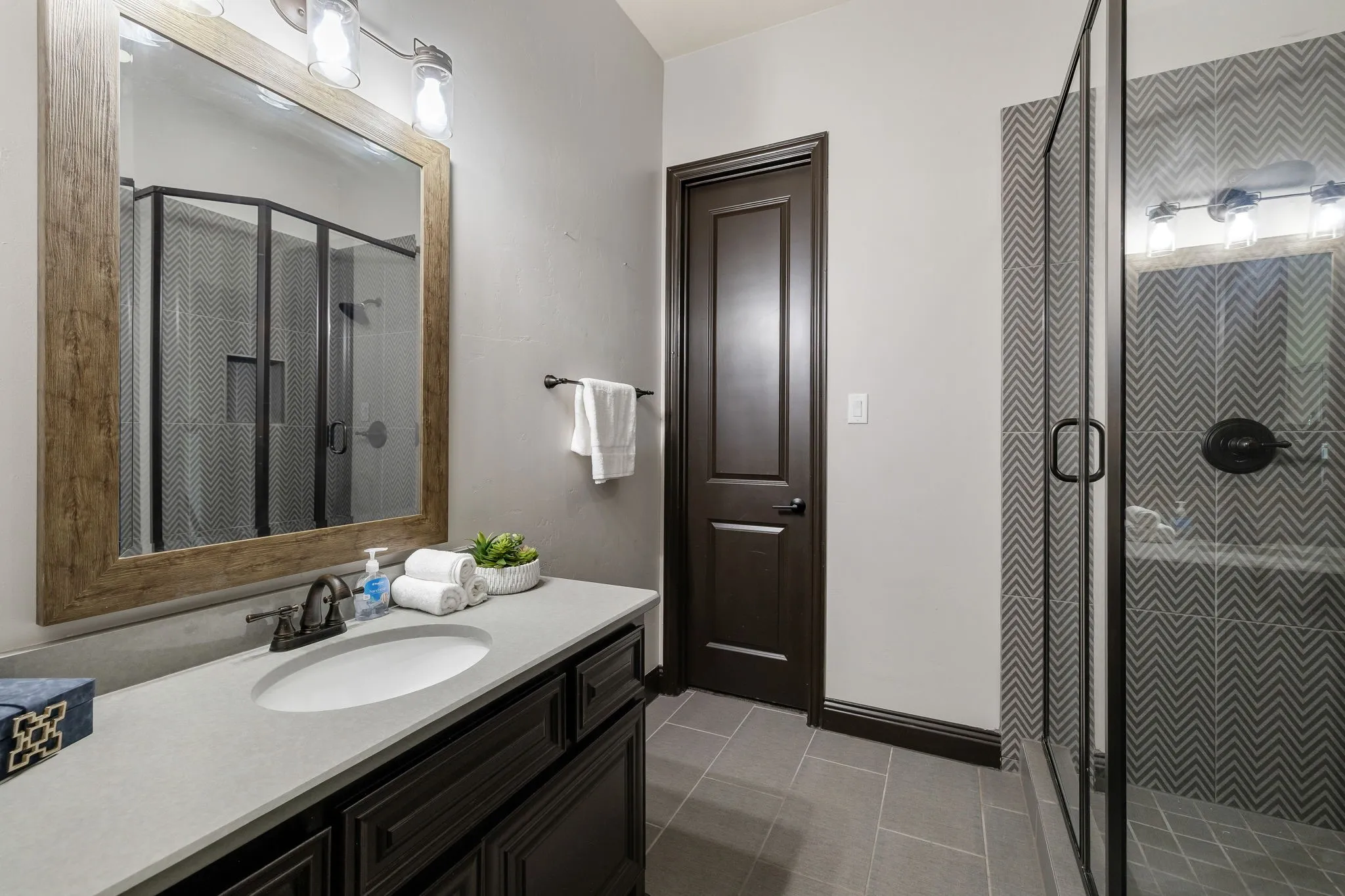 Downstairs suite bathroom