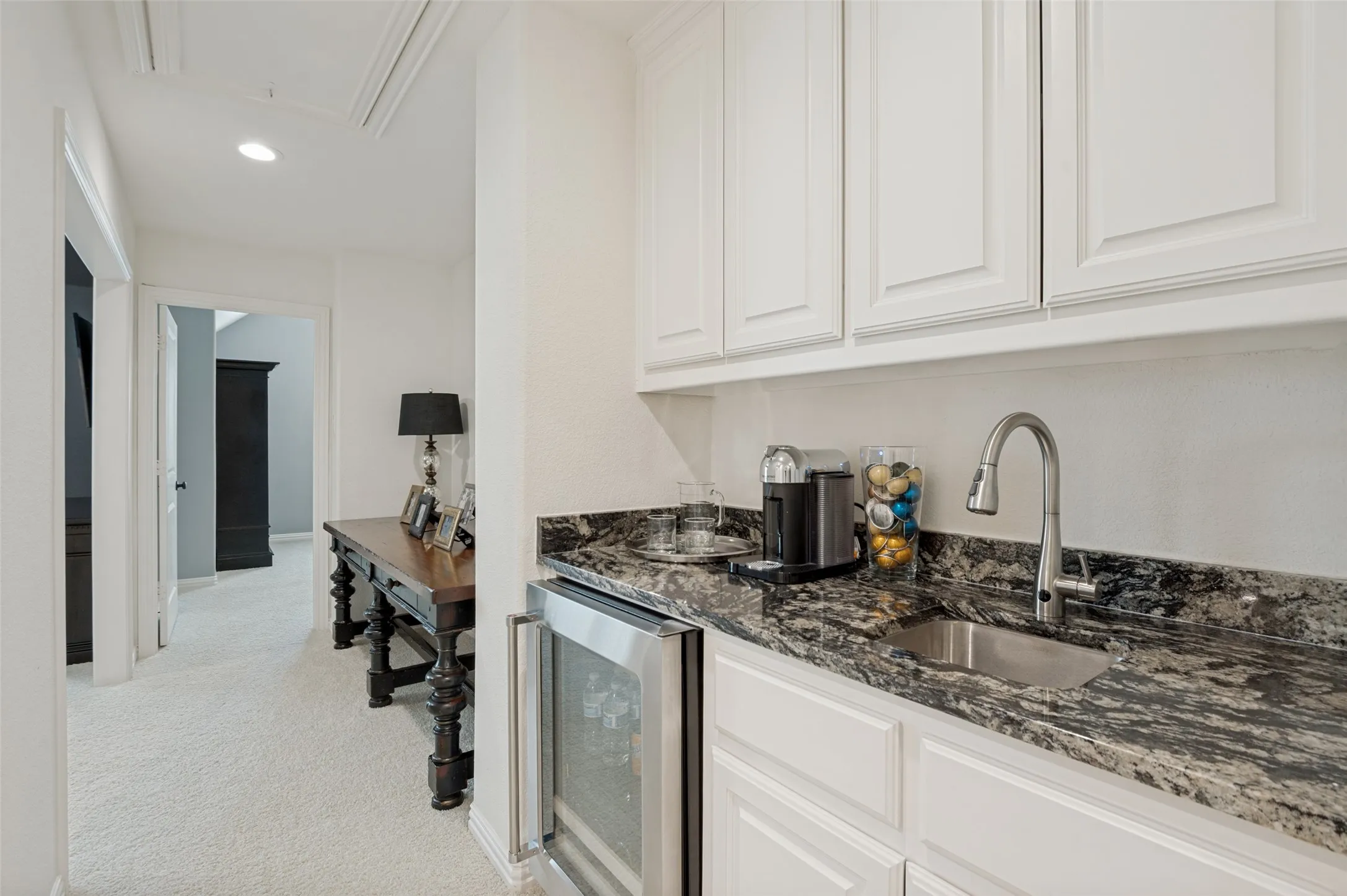 Single Family Residence For Sale in Collin County , 8025 Shackelford Drive, Frisco, Texas 75035, 5 Bedroom, 6 Bathroom, 3 Garage spaces, 4,325 Sqft, built in 2015, mls#21281123, Real Estate Agent in Frisco, Homes For Sale in Collin county, Homes For Sale in Frisco, Realtor in Frisco Texas, Real Estate Brokerage Independent Realty Texas, Luminita Cordes Realtor