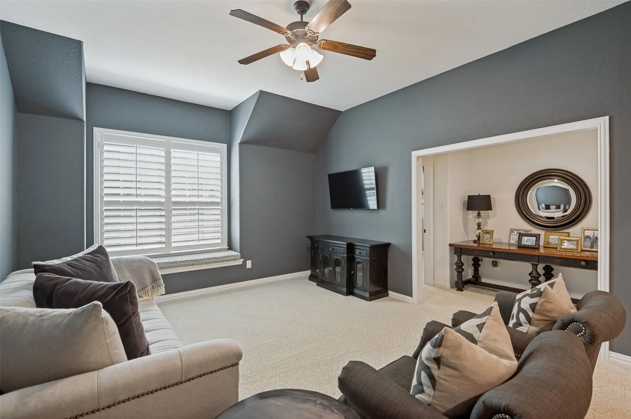 Single Family Residence For Sale in Collin County , 8025 Shackelford Drive, Frisco, Texas 75035, 5 Bedroom, 6 Bathroom, 3 Garage spaces, 4,325 Sqft, built in 2015, mls#21281123, Real Estate Agent in Frisco, Homes For Sale in Collin county, Homes For Sale in Frisco, Realtor in Frisco Texas, Real Estate Brokerage Independent Realty Texas, Luminita Cordes Realtor