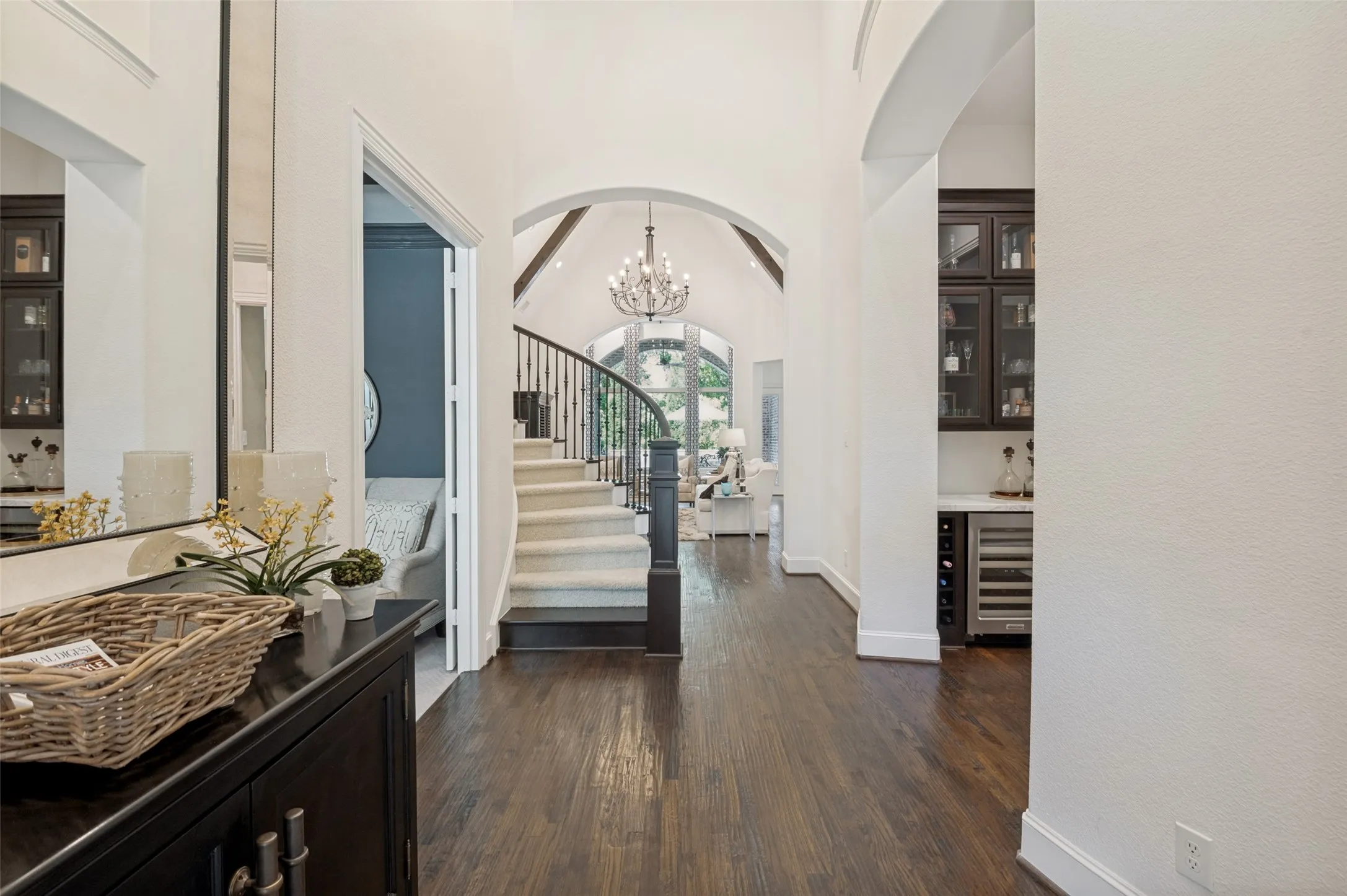 Single Family Residence For Sale in Collin County , 8025 Shackelford Drive, Frisco, Texas 75035, 5 Bedroom, 6 Bathroom, 3 Garage spaces, 4,325 Sqft, built in 2015, mls#21281123, Real Estate Agent in Frisco, Homes For Sale in Collin county, Homes For Sale in Frisco, Realtor in Frisco Texas, Real Estate Brokerage Independent Realty Texas, Luminita Cordes Realtor