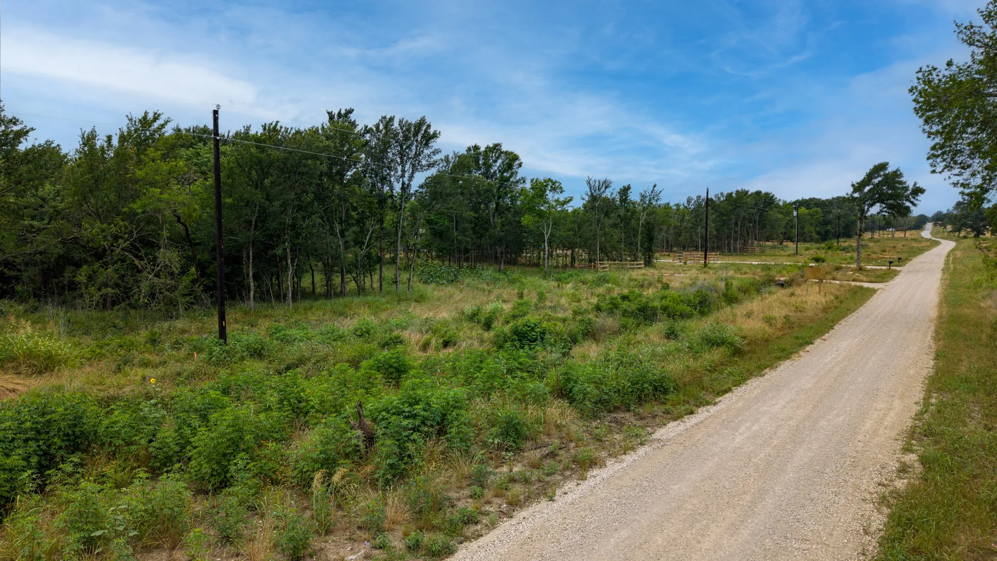 Unimproved Land For Sale in Kaufman County , TBD County Road 4061, Kemp, Texas 75143, 0, 0, Garage spaces, 0 Sqft, built in 0, Price $159,000, mls#21281932, Real Estate Agent in Kemp, Homes For Sale in Kaufman county, Homes For Sale in Kemp, Realtor in Kemp Texas, Real Estate Brokerage Independent Realty Texas, Luminita Cordes Realtor