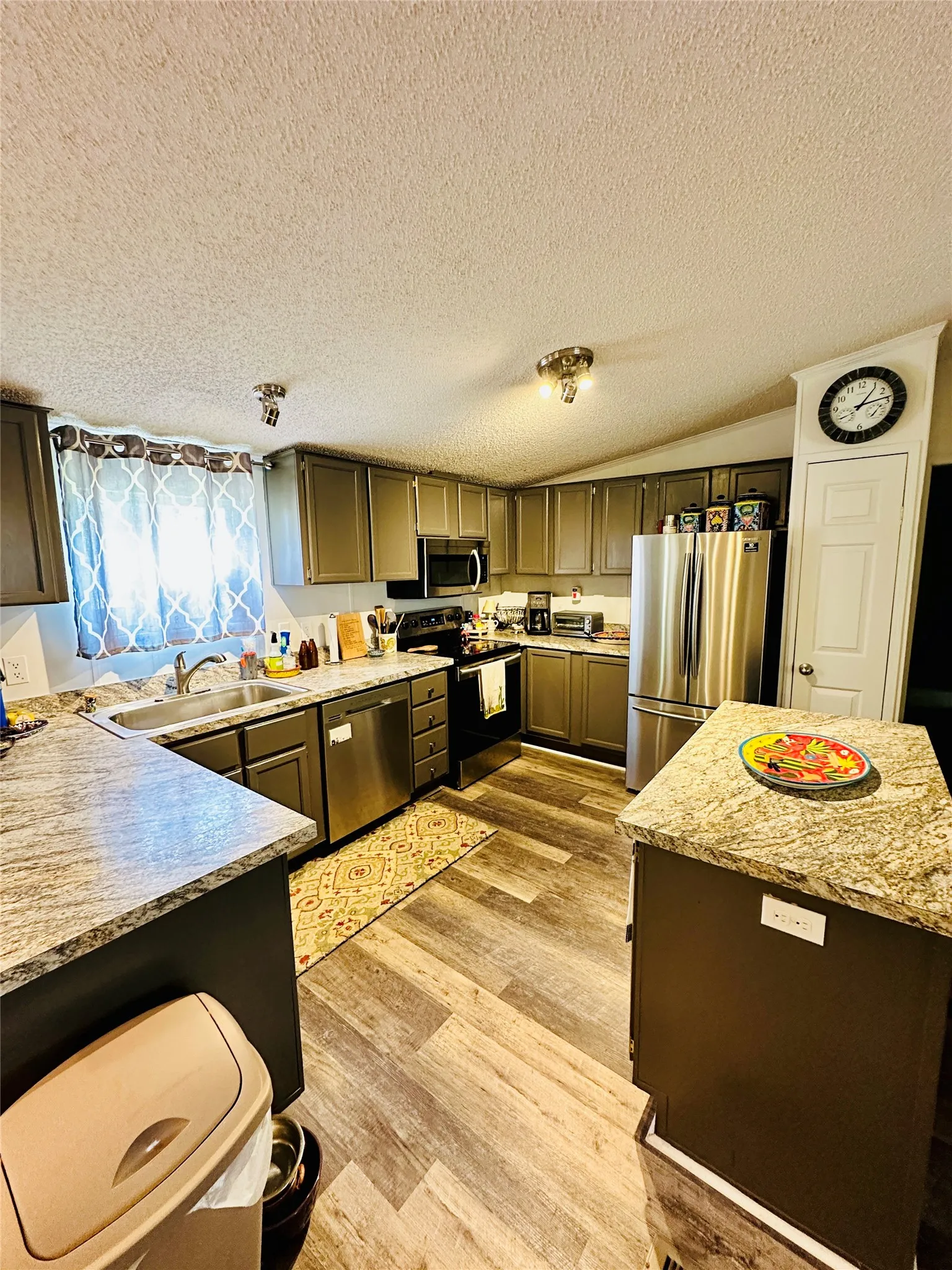 Mobile Home For Sale in Callahan County , 12264 County Road 404, Cross Plains, Texas 76443, 4 Bedroom, 2 Bathroom, Garage spaces, 1,904 Sqft, built in 1997, mls#21280107, Real Estate Agent in Cross Plains, Homes For Sale in Callahan county, Homes For Sale in Cross Plains, Realtor in Cross Plains Texas, Real Estate Brokerage Independent Realty Texas, Luminita Cordes Realtor
