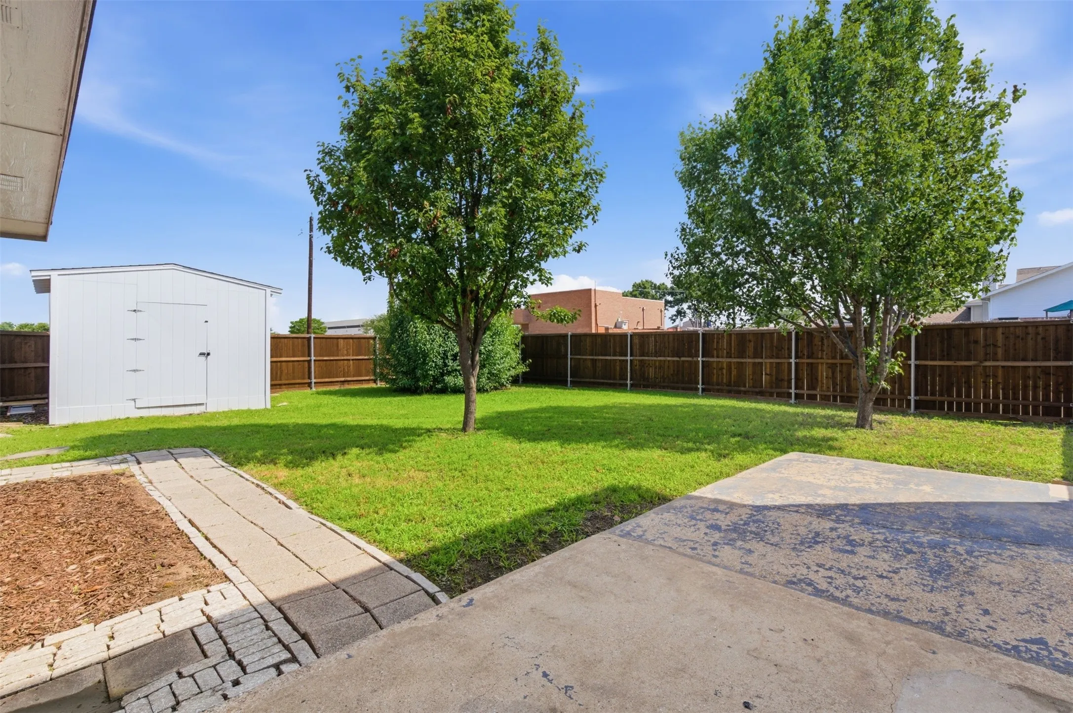 Single Family Residence For Sale in Dallas County , 2417 Rebecca Drive, Sachse, Texas 75048, 4 Bedroom, 3 Bathroom, 2 Garage spaces, 2,400 Sqft, built in 1994, mls#21280173, Real Estate Agent in Sachse, Homes For Sale in Dallas county, Homes For Sale in Sachse, Realtor in Sachse Texas, Real Estate Brokerage Independent Realty Texas, Luminita Cordes Realtor