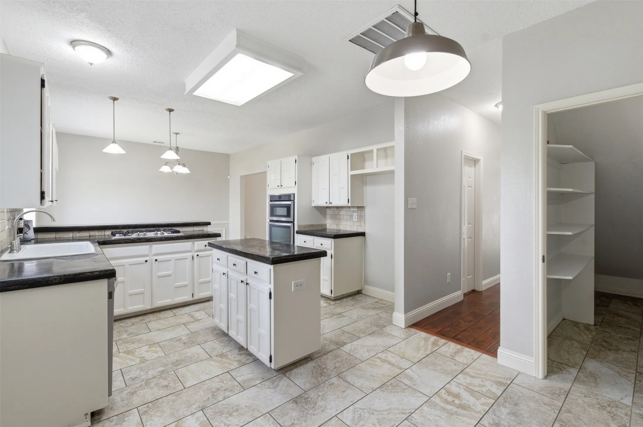 Single Family Residence For Sale in Dallas County , 2417 Rebecca Drive, Sachse, Texas 75048, 4 Bedroom, 3 Bathroom, 2 Garage spaces, 2,400 Sqft, built in 1994, mls#21280173, Real Estate Agent in Sachse, Homes For Sale in Dallas county, Homes For Sale in Sachse, Realtor in Sachse Texas, Real Estate Brokerage Independent Realty Texas, Luminita Cordes Realtor