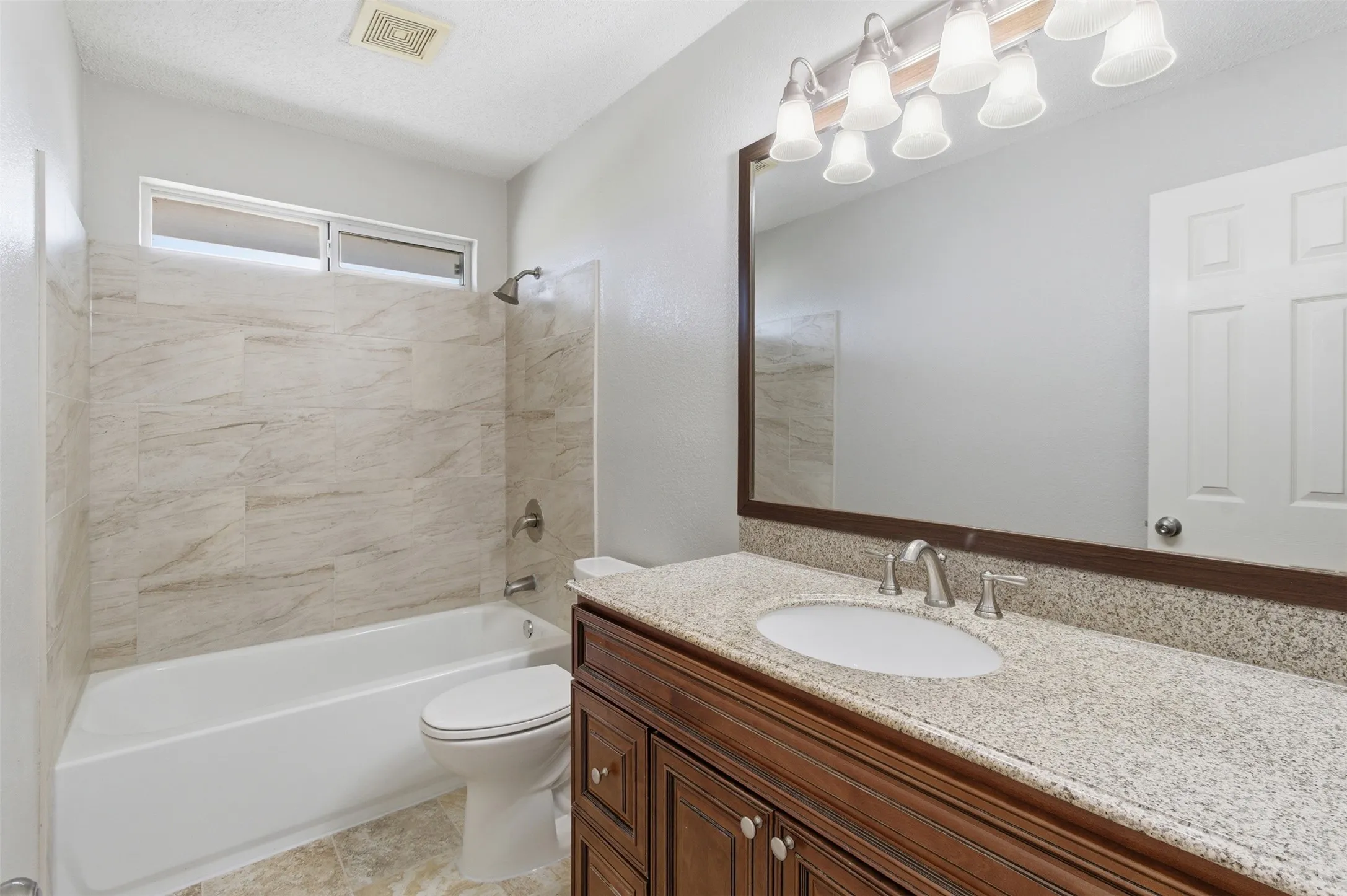 Single Family Residence For Sale in Dallas County , 2417 Rebecca Drive, Sachse, Texas 75048, 4 Bedroom, 3 Bathroom, 2 Garage spaces, 2,400 Sqft, built in 1994, mls#21280173, Real Estate Agent in Sachse, Homes For Sale in Dallas county, Homes For Sale in Sachse, Realtor in Sachse Texas, Real Estate Brokerage Independent Realty Texas, Luminita Cordes Realtor