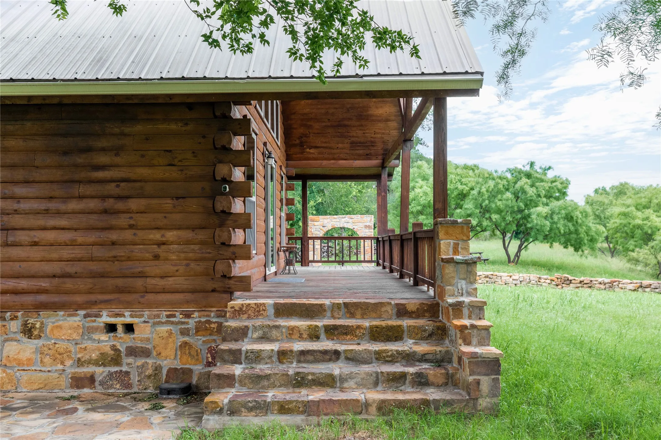 Single Family Residence For Sale in Mills County , 342 County Road 433, Mullin, Texas 76864, 2 Bedroom, 1 Bathroom, Garage spaces, 1,102 Sqft, built in 2016, mls#21282001, Real Estate Agent in Mullin, Homes For Sale in Mills county, Homes For Sale in Mullin, Realtor in Mullin Texas, Real Estate Brokerage Independent Realty Texas, Luminita Cordes Realtor