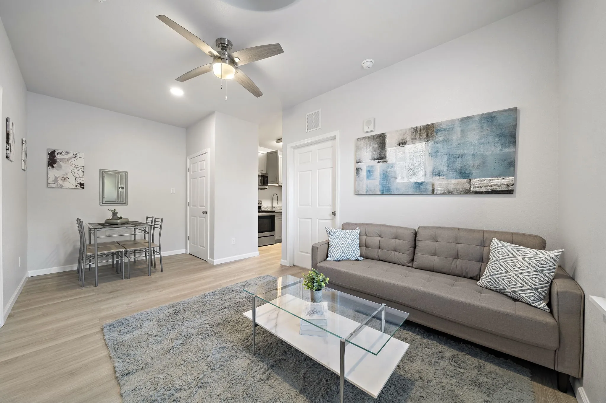 Apartment For Rent in Galveston County , 808 Sealy Street B, Galveston, Texas 77550, 1 Bedroom, 1 Bathroom, Garage spaces, 500 Sqft, built in 2023, Price $1,299, mls#21281561, Real Estate Agent in Galveston, Homes For Rent in Galveston county, Homes For Rent in Galveston, Realtor in Galveston Texas, Real Estate Brokerage Independent Realty Texas, Luminita Cordes Realtor