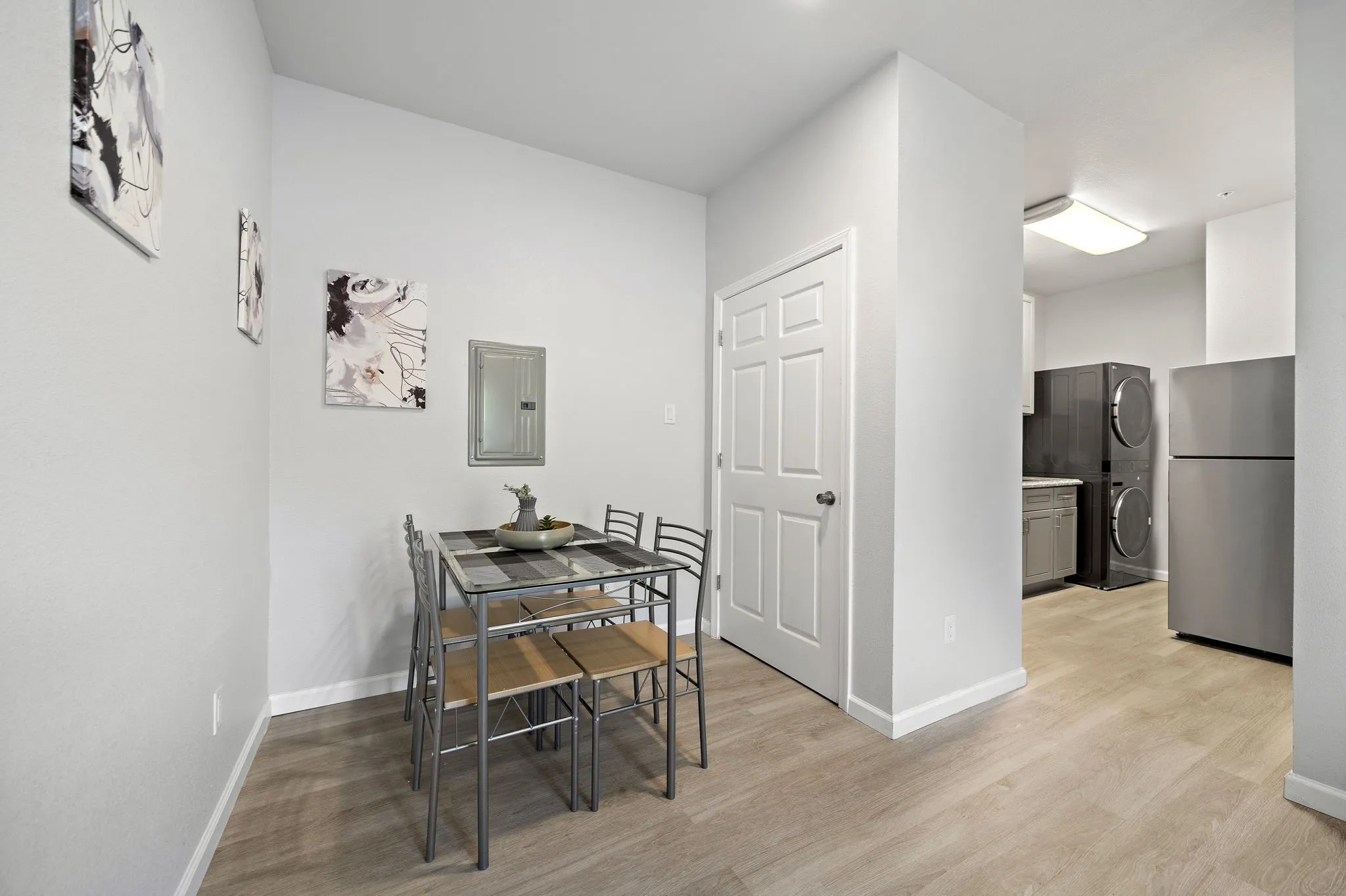 Apartment For Rent in Galveston County , 808 Sealy Street B, Galveston, Texas 77550, 1 Bedroom, 1 Bathroom, Garage spaces, 500 Sqft, built in 2023, Price $1,299, mls#21281561, Real Estate Agent in Galveston, Homes For Rent in Galveston county, Homes For Rent in Galveston, Realtor in Galveston Texas, Real Estate Brokerage Independent Realty Texas, Luminita Cordes Realtor