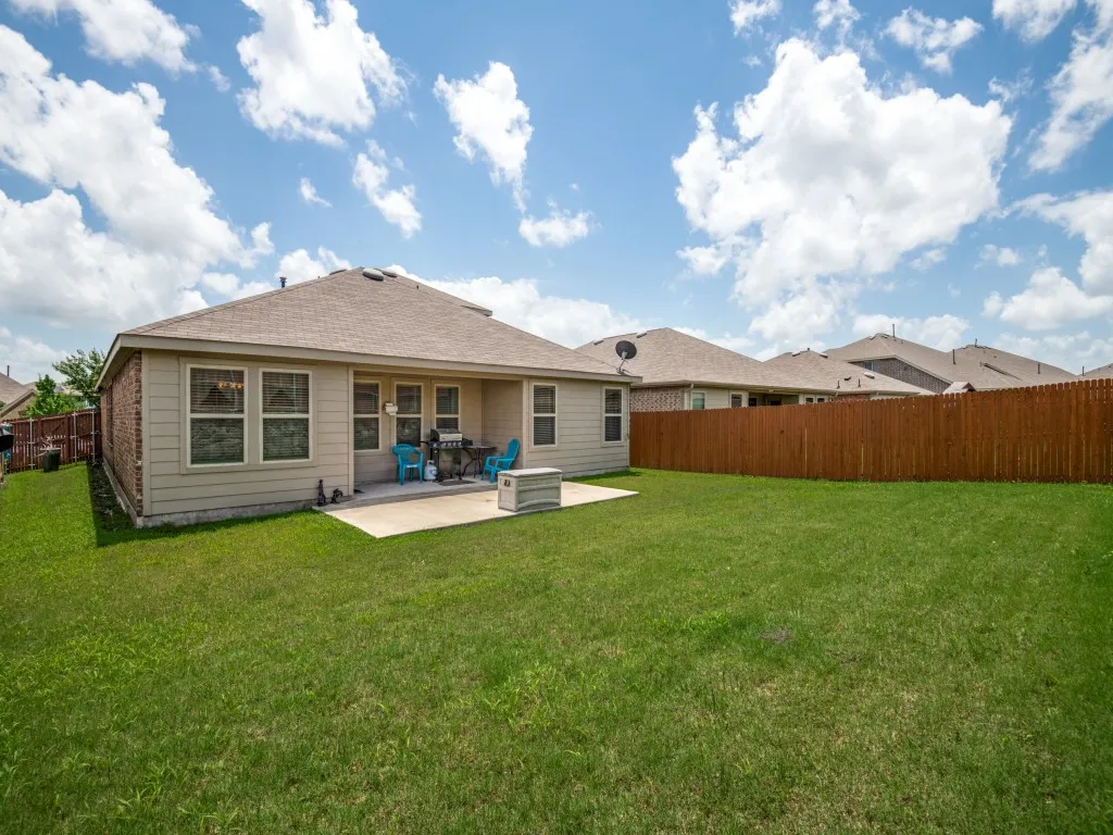 Single Family Residence For Sale in Kaufman County , 2936 Montrose Trail, Forney, Texas 75126, 4 Bedroom, 3 Bathroom, 2 Garage spaces, 2,275 Sqft, built in 2019, mls#21273609, Real Estate Agent in Forney, Homes For Sale in Kaufman county, Homes For Sale in Forney, Realtor in Forney Texas, Real Estate Brokerage Independent Realty Texas, Luminita Cordes Realtor