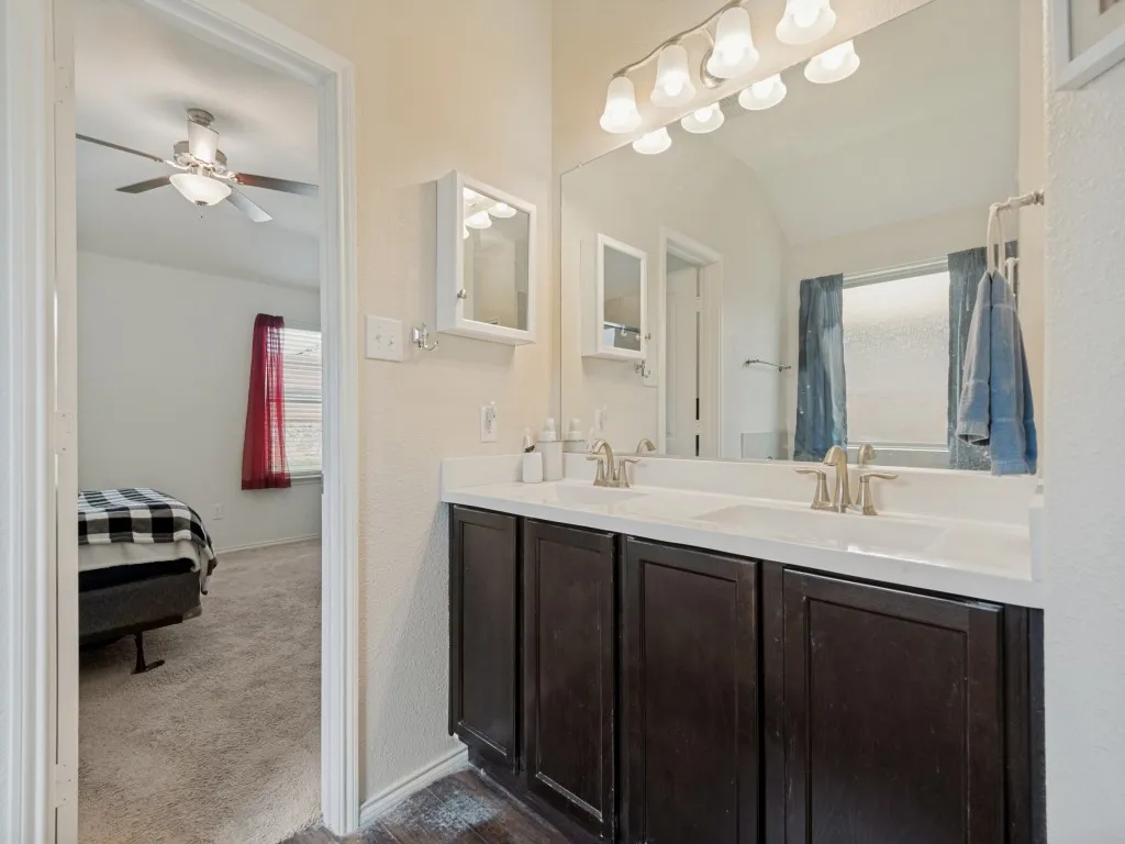 Single Family Residence For Sale in Kaufman County , 2936 Montrose Trail, Forney, Texas 75126, 4 Bedroom, 3 Bathroom, 2 Garage spaces, 2,275 Sqft, built in 2019, mls#21273609, Real Estate Agent in Forney, Homes For Sale in Kaufman county, Homes For Sale in Forney, Realtor in Forney Texas, Real Estate Brokerage Independent Realty Texas, Luminita Cordes Realtor