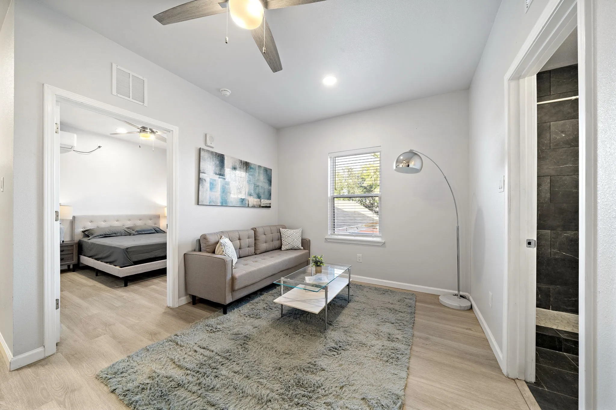 Apartment For Rent in Galveston County , 808 Sealy Street E, Galveston, Texas 77550, 1 Bedroom, 1 Bathroom, Garage spaces, 500 Sqft, built in 2023, Price $1,299, mls#21282020, Real Estate Agent in Galveston, Homes For Rent in Galveston county, Homes For Rent in Galveston, Realtor in Galveston Texas, Real Estate Brokerage Independent Realty Texas, Luminita Cordes Realtor