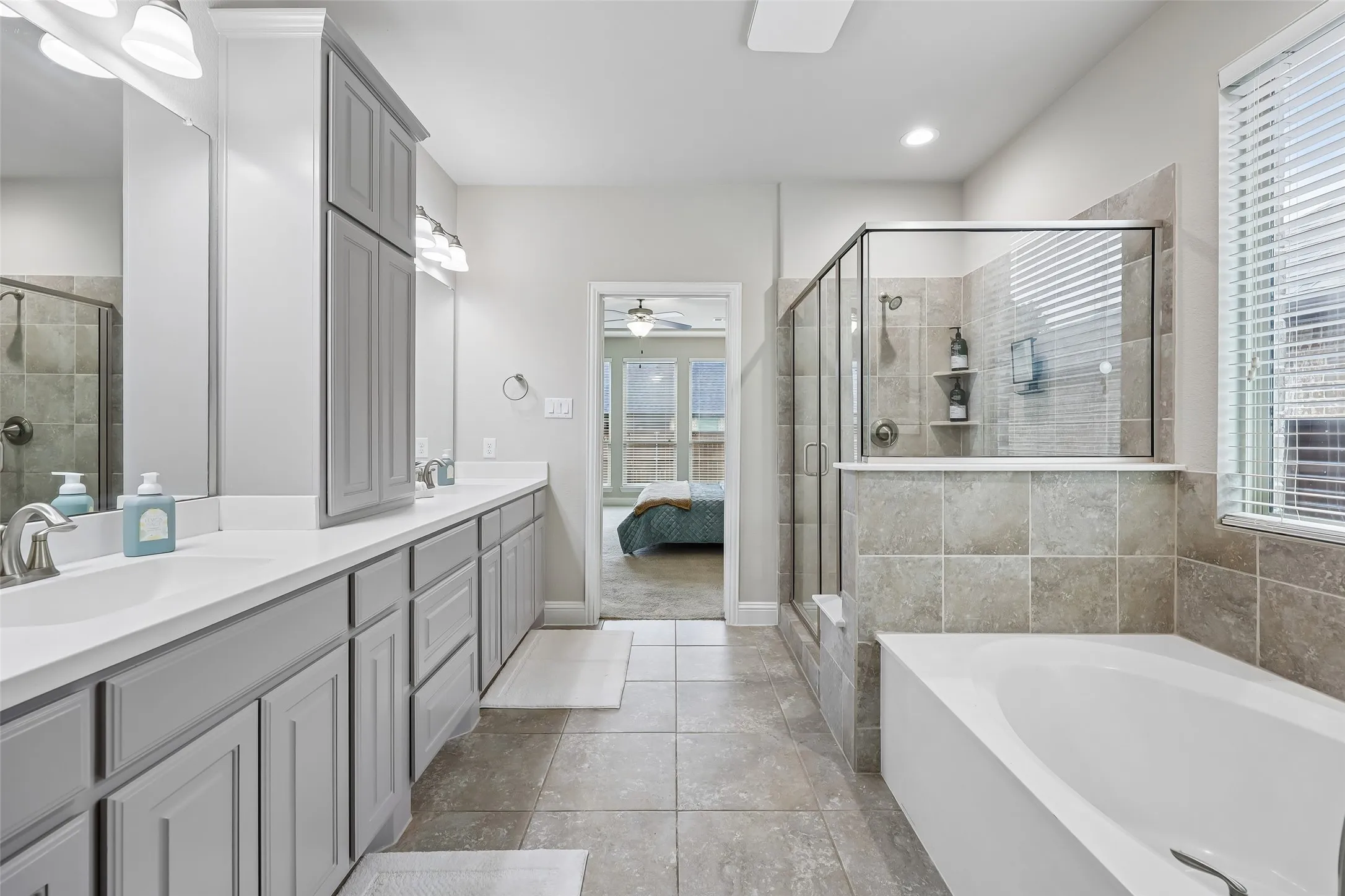 Single Family Residence For Sale in Denton County , 15604 Governors Island Way, Prosper, Texas 75078, 4 Bedroom, 4 Bathroom, 2 Garage spaces, 3,505 Sqft, built in 2016, mls#21280813, Real Estate Agent in Prosper, Homes For Sale in Denton county, Homes For Sale in Prosper, Realtor in Prosper Texas, Real Estate Brokerage Independent Realty Texas, Luminita Cordes Realtor