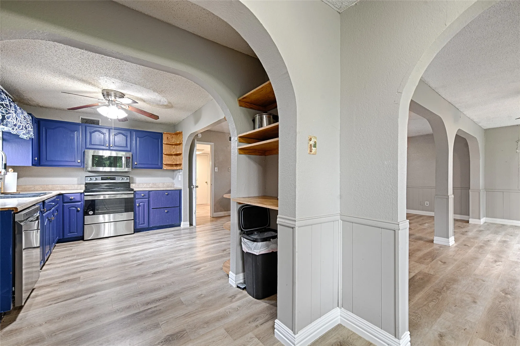Single Family Residence For Sale in Collin County , 19455 County Road 541, Nevada, Texas 75173, 5 Bedroom, 3 Bathroom, 2 Garage spaces, 3,038 Sqft, built in 1984, mls#21280433, Real Estate Agent in Nevada, Homes For Sale in Collin county, Homes For Sale in Nevada, Realtor in Nevada Texas, Real Estate Brokerage Independent Realty Texas, Luminita Cordes Realtor