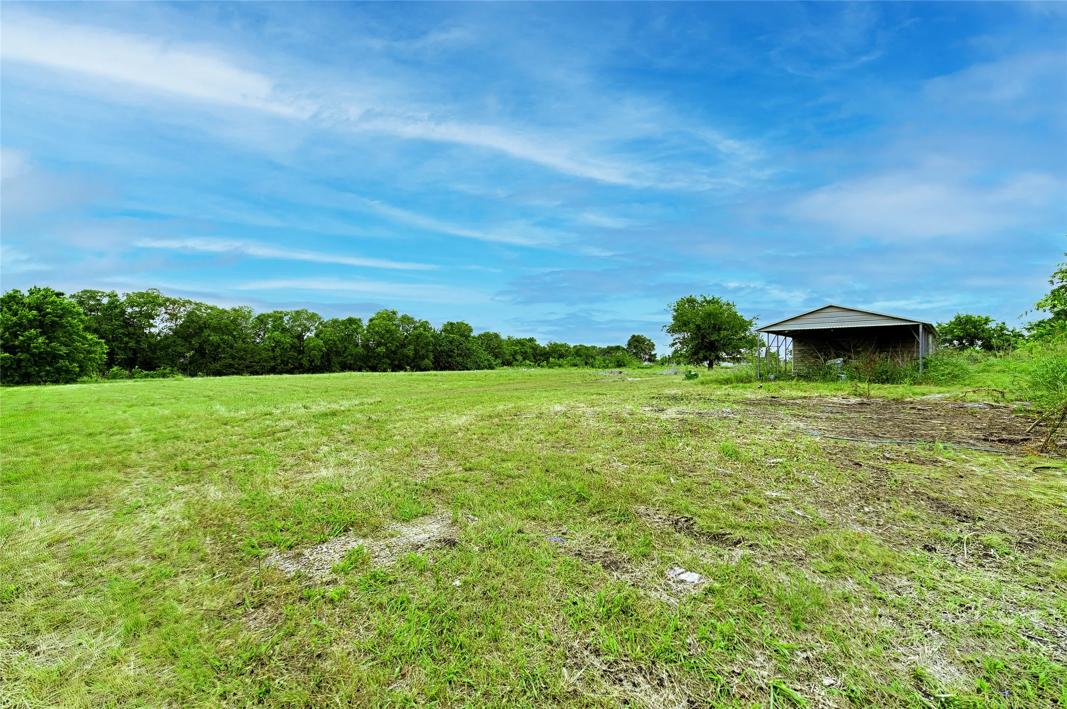 Single Family Residence For Sale in Collin County , 19455 County Road 541, Nevada, Texas 75173, 5 Bedroom, 3 Bathroom, 2 Garage spaces, 3,038 Sqft, built in 1984, mls#21280433, Real Estate Agent in Nevada, Homes For Sale in Collin county, Homes For Sale in Nevada, Realtor in Nevada Texas, Real Estate Brokerage Independent Realty Texas, Luminita Cordes Realtor