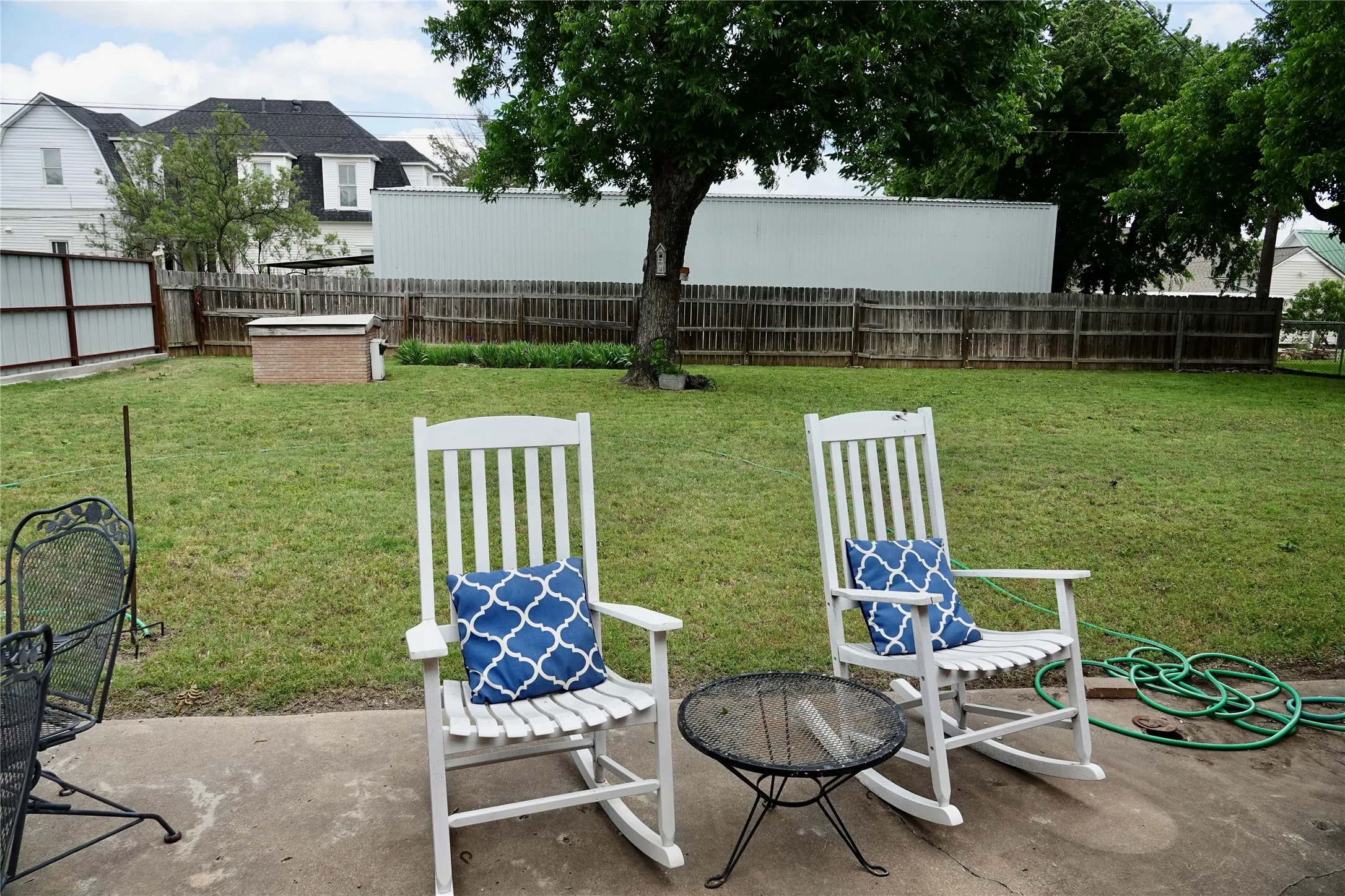 Single Family Residence For Sale in Mills County , 1410 Reynolds Street, Goldthwaite, Texas 76844, 3 Bedroom, 2 Bathroom, 2 Garage spaces, 1,477 Sqft, built in 1975, mls#21282091, Real Estate Agent in Goldthwaite, Homes For Sale in Mills county, Homes For Sale in Goldthwaite, Realtor in Goldthwaite Texas, Real Estate Brokerage Independent Realty Texas, Luminita Cordes Realtor