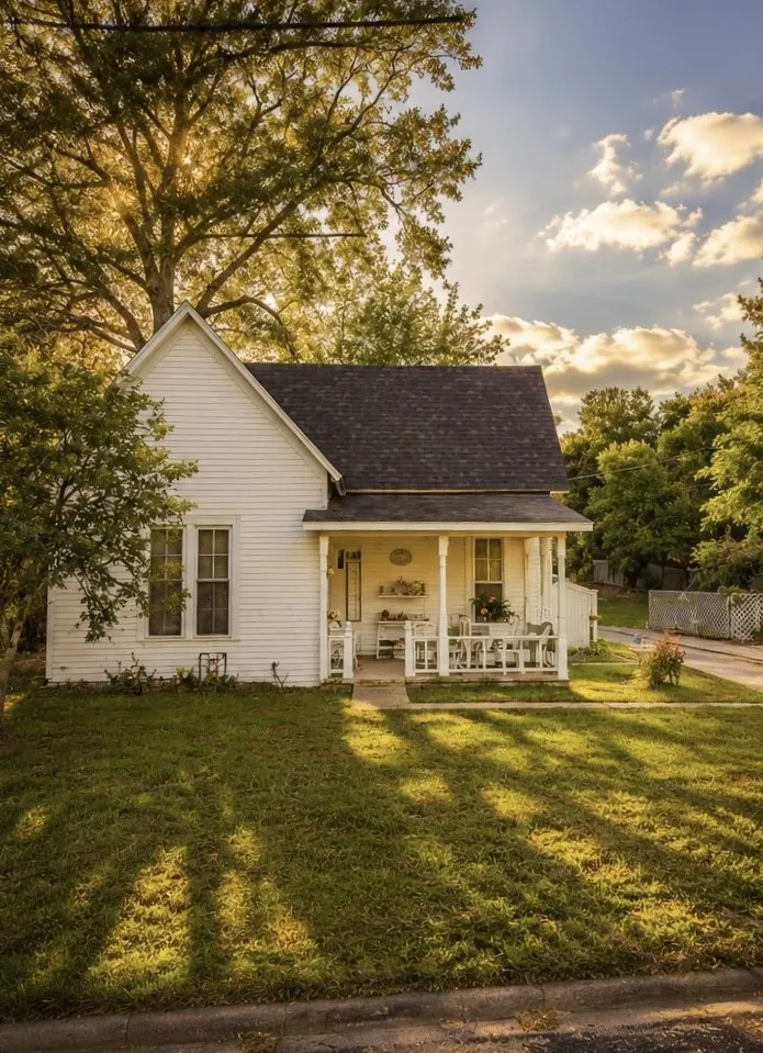 Single Family Residence For Sale in Franklin (TX) County , 911 N Main Street, Winnsboro, Texas 75494, 1 Bedroom, 2 Bathroom, Garage spaces, 1,011 Sqft, built in 1960, mls#21281858, Real Estate Agent in Winnsboro, Homes For Sale in Franklin (TX) county, Homes For Sale in Winnsboro, Realtor in Winnsboro Texas, Real Estate Brokerage Independent Realty Texas, Luminita Cordes Realtor