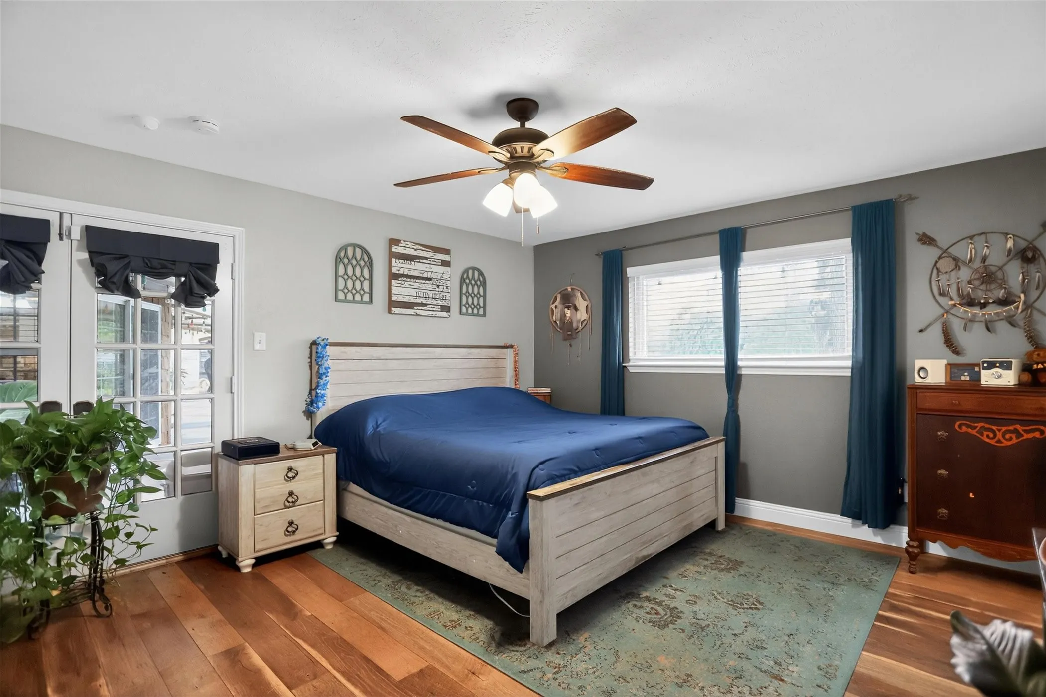 Master with access to pool & patio.