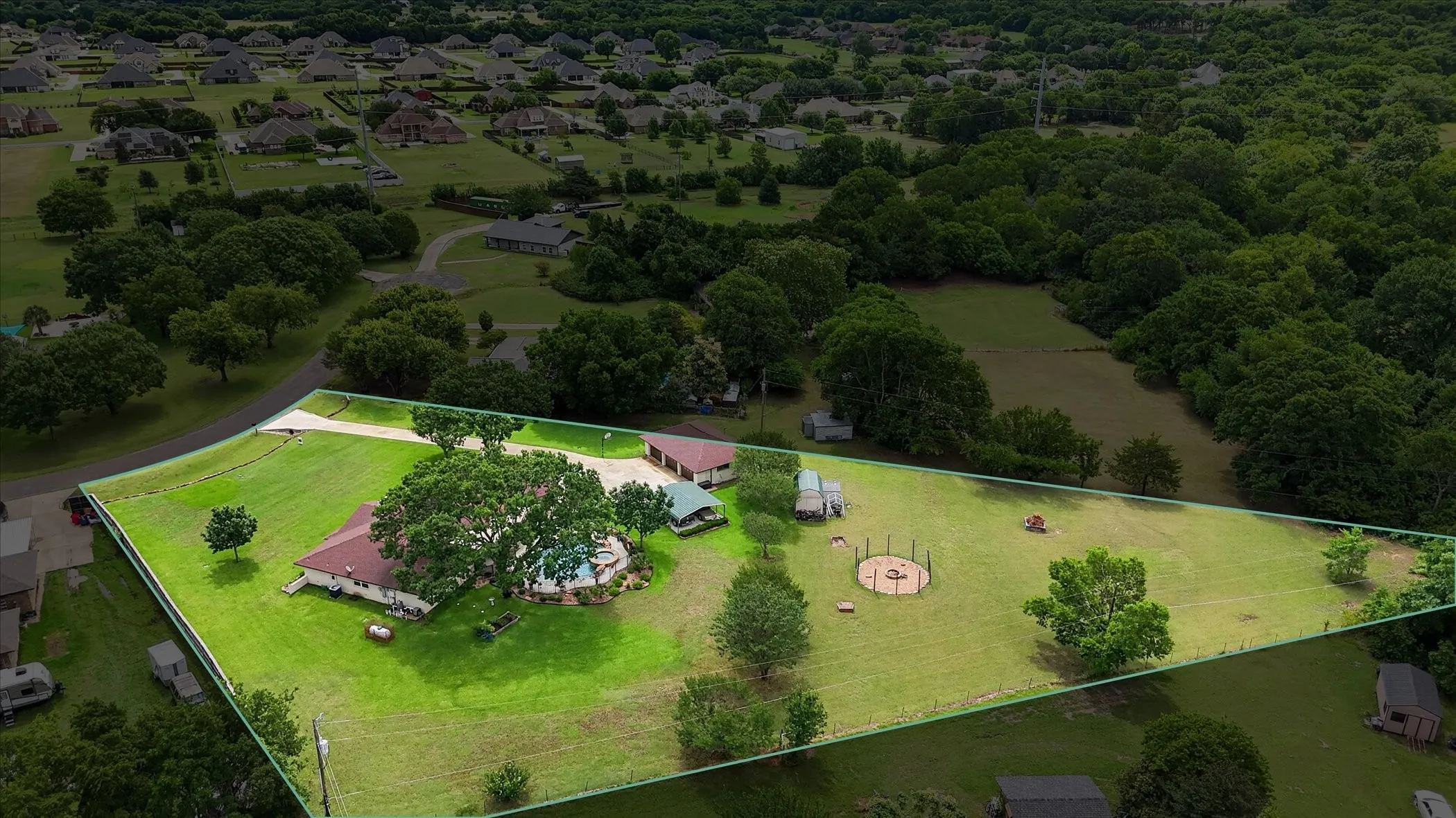Large lot aerial view of lot.