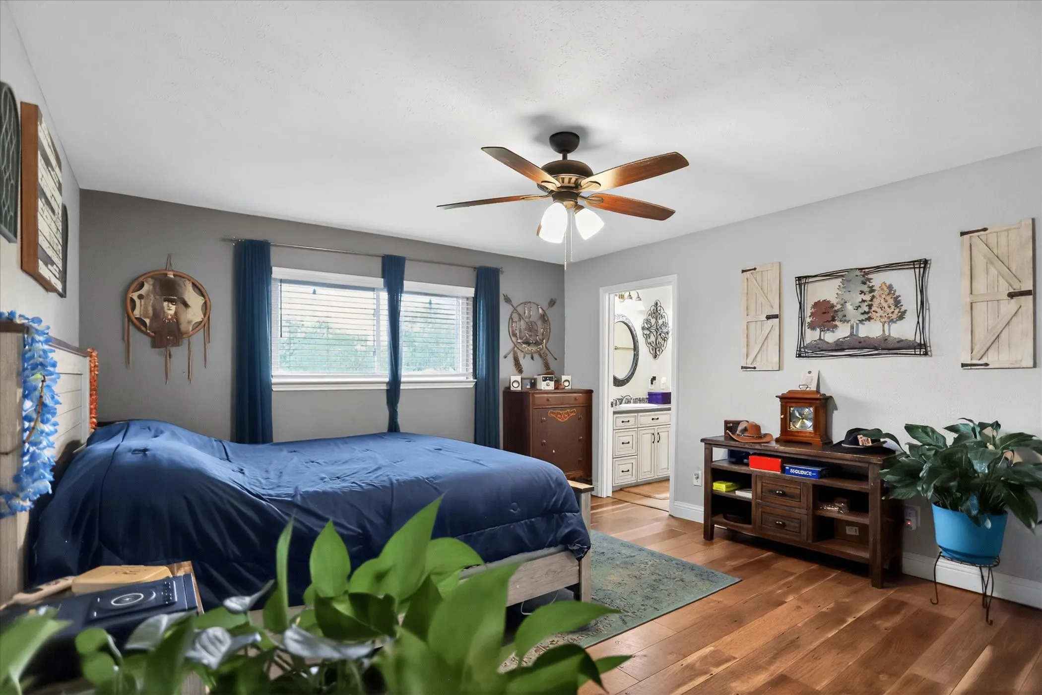 Master bedroom