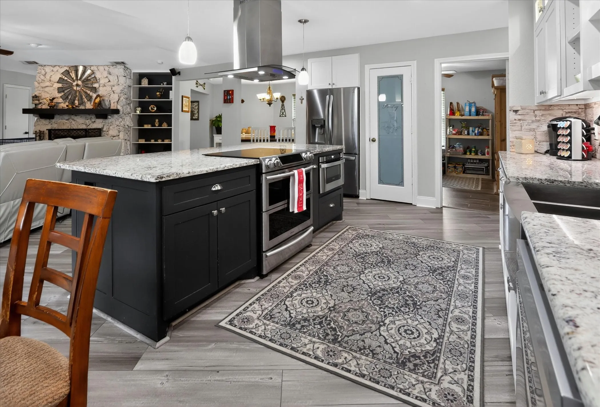 Open kitchen