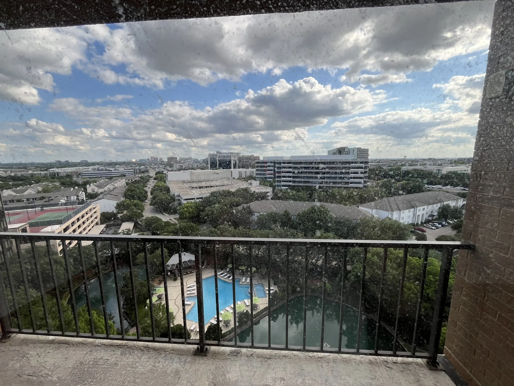 Condominium For Sale in Dallas County , 5200 Keller Springs Road 1236, Dallas, Texas 75248, 1 Bedroom, 2 Bathrooms, Garage spaces, 1,685 Sqft, built in 1981, Price $290,000, mls#21280976, Real Estate Agent in Dallas, Homes For Sale in Dallas county, Homes For Sale in Dallas, Realtor in Dallas Texas, Real Estate Brokerage Independent Realty Texas, Luminita Cordes Realtor