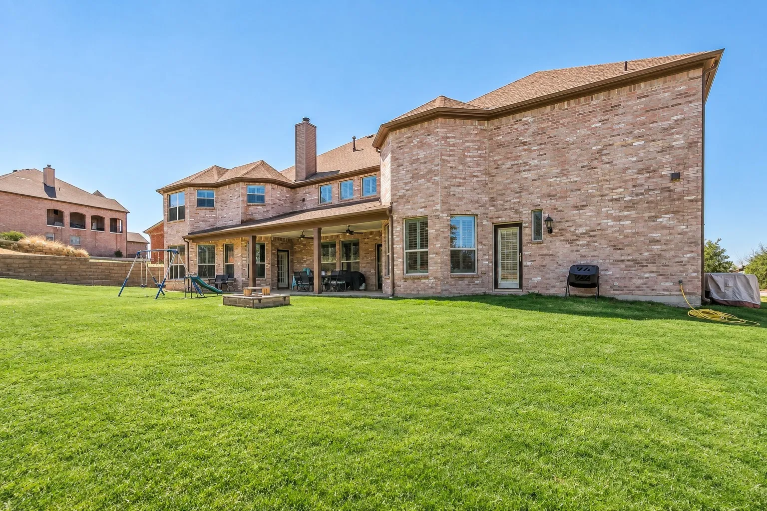 Single Family Residence For Sale in Tarrant County , 12548 Avondale Ridge Drive, Fort Worth, Texas 76179, 5 Bedroom, 6 Bathroom, 3 Garage spaces, 6,854 Sqft, built in 2006, mls#21282112, Real Estate Agent in Fort Worth, Homes For Sale in Tarrant county, Homes For Sale in Fort Worth, Realtor in Fort Worth Texas, Real Estate Brokerage Independent Realty Texas, Luminita Cordes Realtor