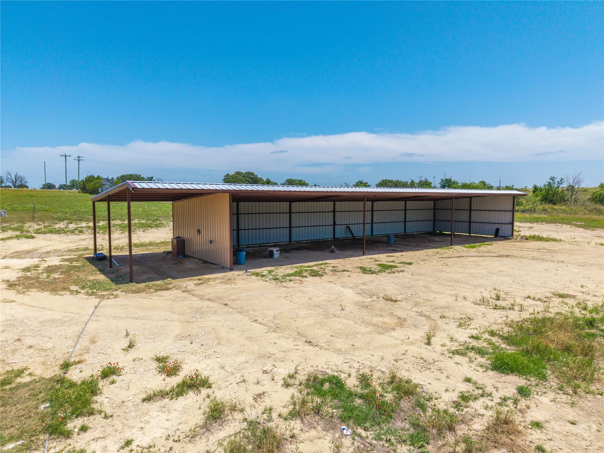 Farm For Sale in Erath County , 3885 CR 522 B, Stephenville, Texas 76401, 3 Bedroom, 2 Bathroom, 4 Garage spaces, 2,000 Sqft, built in 2021, mls#21279518, Real Estate Agent in Stephenville, Homes For Sale in Erath county, Homes For Sale in Stephenville, Realtor in Stephenville Texas, Real Estate Brokerage Independent Realty Texas, Luminita Cordes Realtor