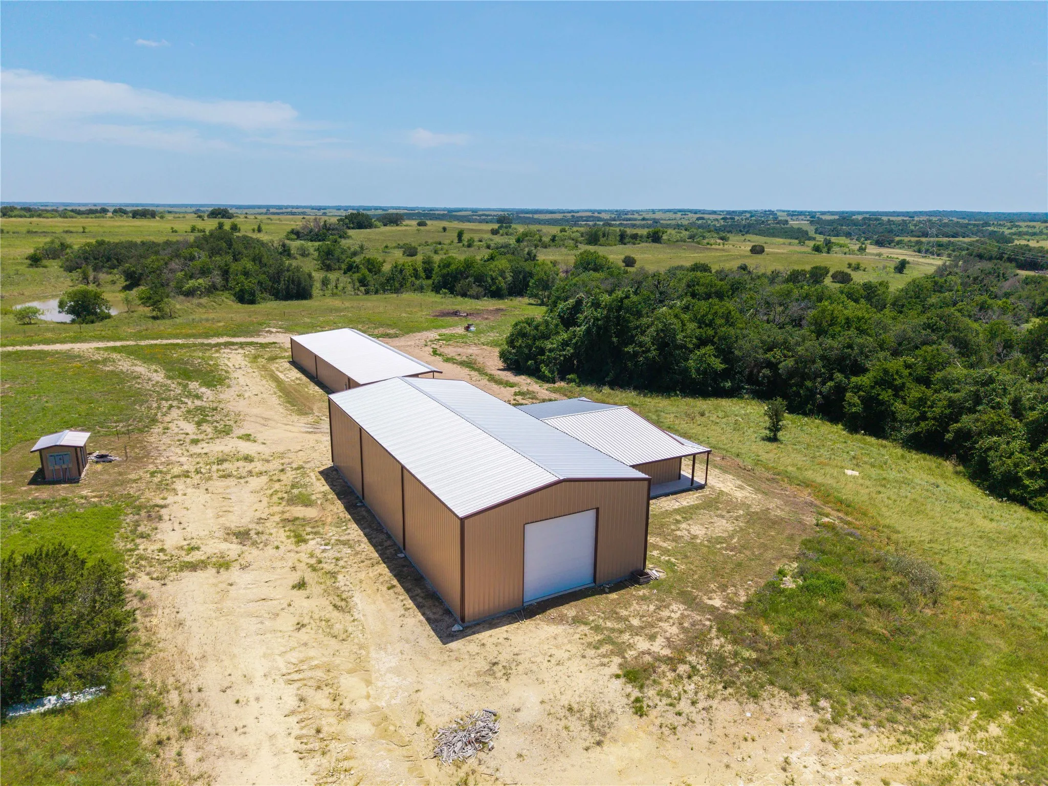 Farm For Sale in Erath County , 3885 CR 522 B, Stephenville, Texas 76401, 3 Bedroom, 2 Bathroom, 4 Garage spaces, 2,000 Sqft, built in 2021, mls#21279518, Real Estate Agent in Stephenville, Homes For Sale in Erath county, Homes For Sale in Stephenville, Realtor in Stephenville Texas, Real Estate Brokerage Independent Realty Texas, Luminita Cordes Realtor