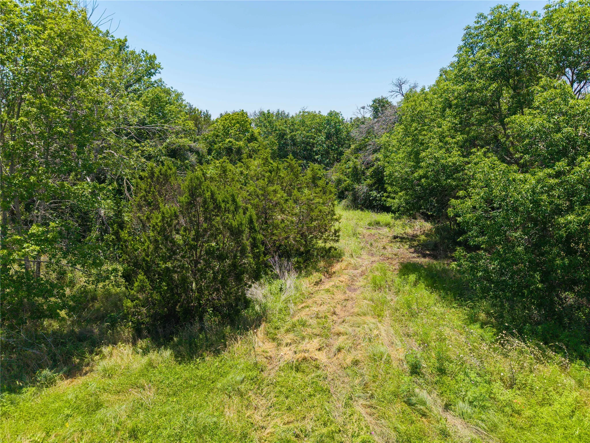 Farm For Sale in Erath County , 3885 CR 522 B, Stephenville, Texas 76401, 3 Bedroom, 2 Bathroom, 4 Garage spaces, 2,000 Sqft, built in 2021, mls#21279518, Real Estate Agent in Stephenville, Homes For Sale in Erath county, Homes For Sale in Stephenville, Realtor in Stephenville Texas, Real Estate Brokerage Independent Realty Texas, Luminita Cordes Realtor