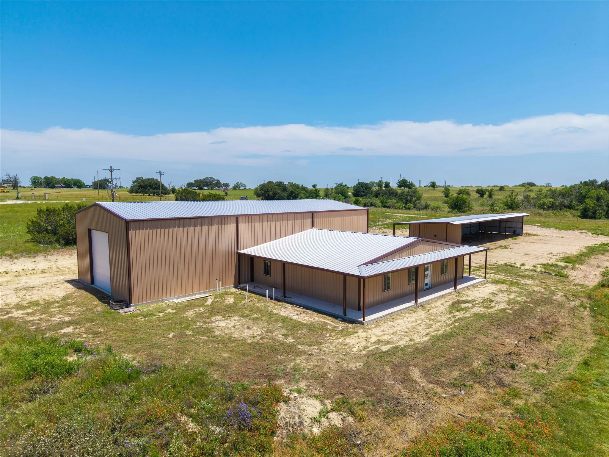 Farm For Sale in Erath County , 3885 CR 522 B, Stephenville, Texas 76401, 3 Bedroom, 2 Bathroom, 4 Garage spaces, 2,000 Sqft, built in 2021, mls#21279518, Real Estate Agent in Stephenville, Homes For Sale in Erath county, Homes For Sale in Stephenville, Realtor in Stephenville Texas, Real Estate Brokerage Independent Realty Texas, Luminita Cordes Realtor
