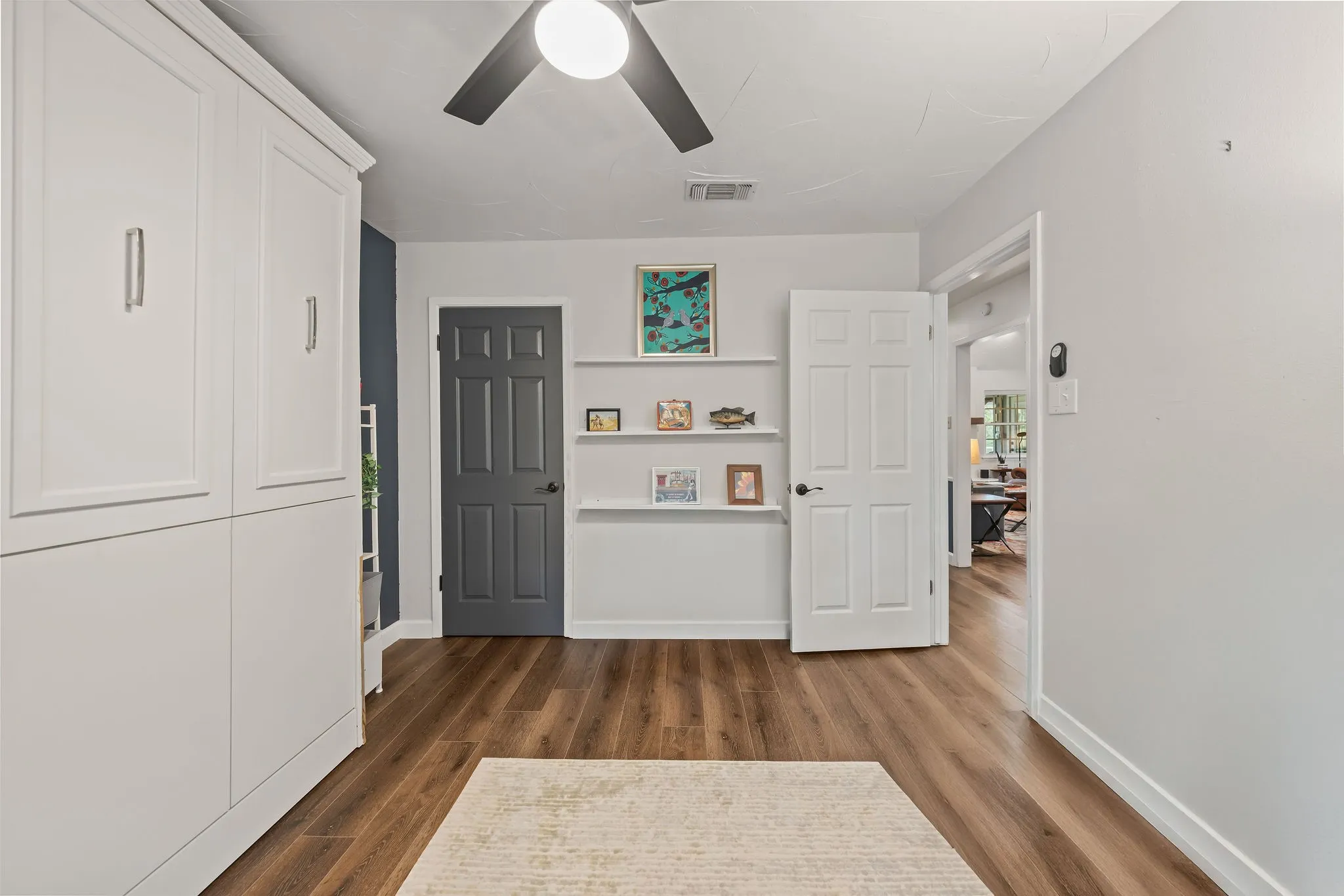 Single Family Residence For Sale in Parker County , 410 De La Cruz Street, Weatherford, Texas 76085, 4 Bedroom, 3 Bathroom, 2 Garage spaces, 2,449 Sqft, built in 1979, mls#21282163, Real Estate Agent in Weatherford, Homes For Sale in Parker county, Homes For Sale in Weatherford, Realtor in Weatherford Texas, Real Estate Brokerage Independent Realty Texas, Luminita Cordes Realtor