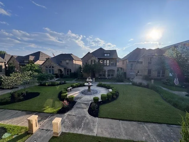 Single Family Residence For Rent in Dallas County , 2524 Bill Moses Parkway, Farmers Branch, Texas 75234, 3 Bedrooms, 3 Bathrooms, 2 Garage spaces, 2,440 Sqft, built in 2013, Price $3,995, mls#21276541, Real Estate Agent in Farmers Branch, Homes For Rent in Dallas county, Homes For Rent in Farmers Branch, Realtor in Farmers Branch Texas, Real Estate Brokerage Independent Realty Texas, Luminita Cordes Realtor