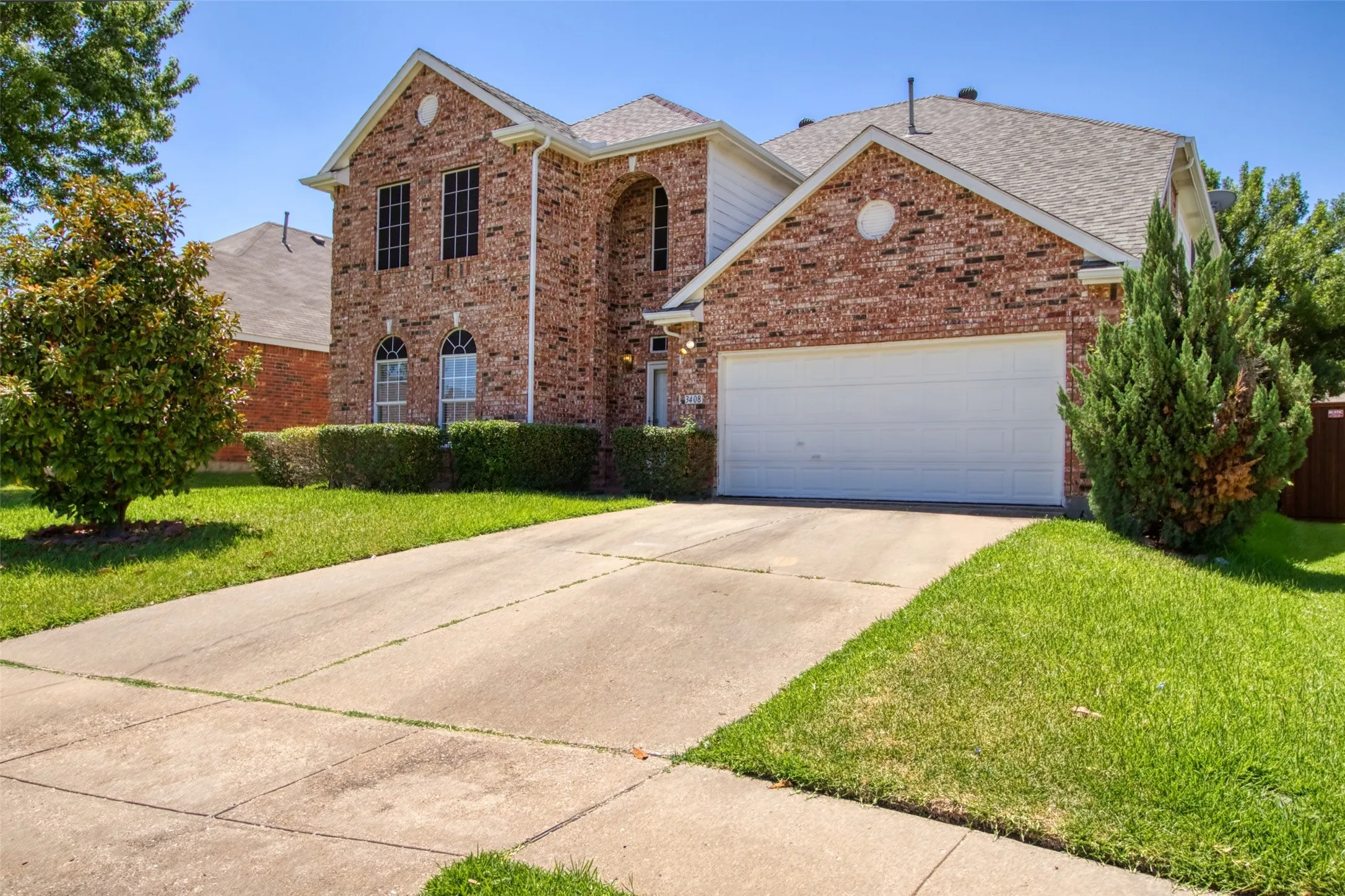Single Family Residence For Rent in Collin County , 3408 Paradise Valley Drive, Plano, Texas 75025, 5 Bedroom, 3 Bathroom, 2 Garage spaces, 3,240 Sqft, built in 1999, mls#21271058, Real Estate Agent in Plano, Homes For Rent in Collin county, Homes For Rent in Plano, Realtor in Plano Texas, Real Estate Brokerage Independent Realty Texas, Luminita Cordes Realtor