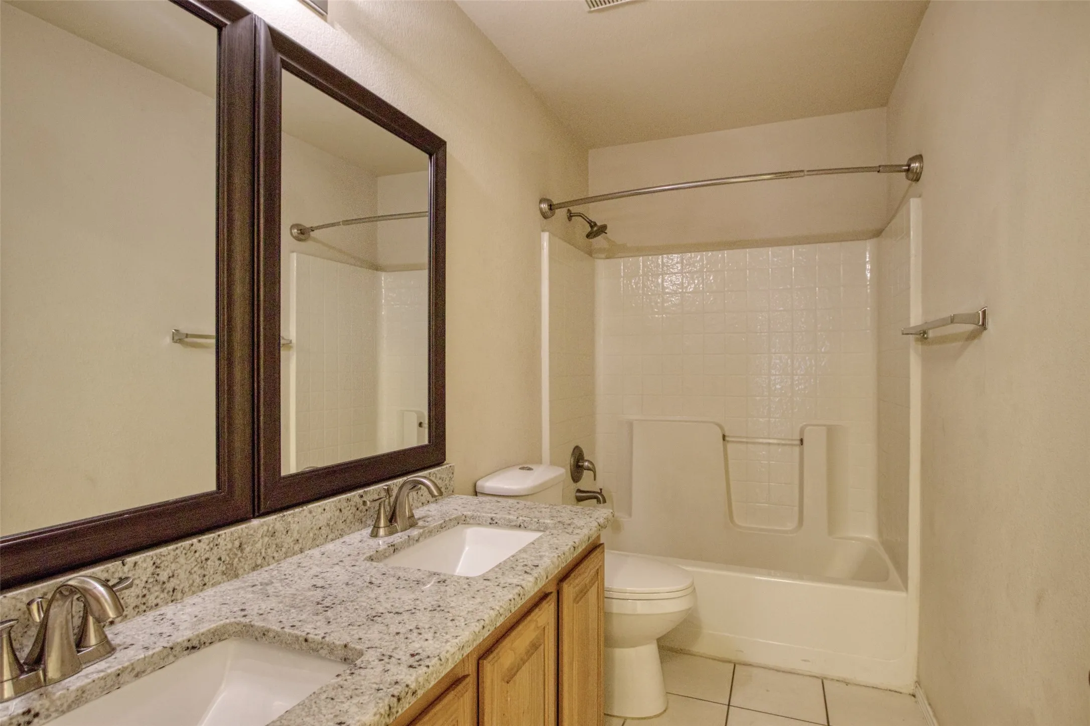 Single Family Residence For Rent in Collin County , 3408 Paradise Valley Drive, Plano, Texas 75025, 5 Bedroom, 3 Bathroom, 2 Garage spaces, 3,240 Sqft, built in 1999, mls#21271058, Real Estate Agent in Plano, Homes For Rent in Collin county, Homes For Rent in Plano, Realtor in Plano Texas, Real Estate Brokerage Independent Realty Texas, Luminita Cordes Realtor