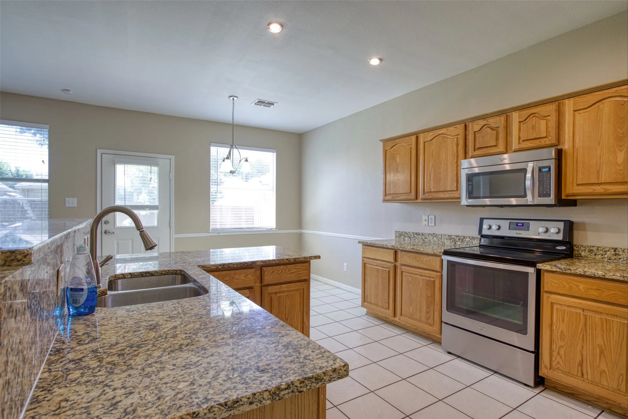 Single Family Residence For Rent in Collin County , 3408 Paradise Valley Drive, Plano, Texas 75025, 5 Bedroom, 3 Bathroom, 2 Garage spaces, 3,240 Sqft, built in 1999, mls#21271058, Real Estate Agent in Plano, Homes For Rent in Collin county, Homes For Rent in Plano, Realtor in Plano Texas, Real Estate Brokerage Independent Realty Texas, Luminita Cordes Realtor