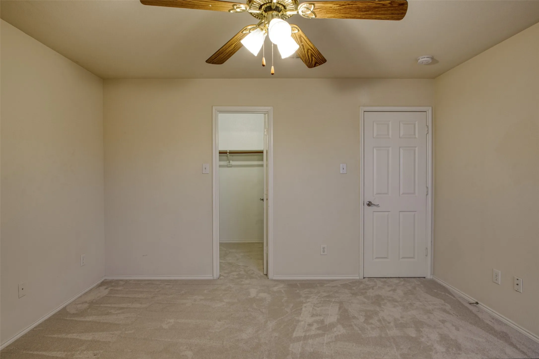 Single Family Residence For Rent in Collin County , 3408 Paradise Valley Drive, Plano, Texas 75025, 5 Bedroom, 3 Bathroom, 2 Garage spaces, 3,240 Sqft, built in 1999, mls#21271058, Real Estate Agent in Plano, Homes For Rent in Collin county, Homes For Rent in Plano, Realtor in Plano Texas, Real Estate Brokerage Independent Realty Texas, Luminita Cordes Realtor
