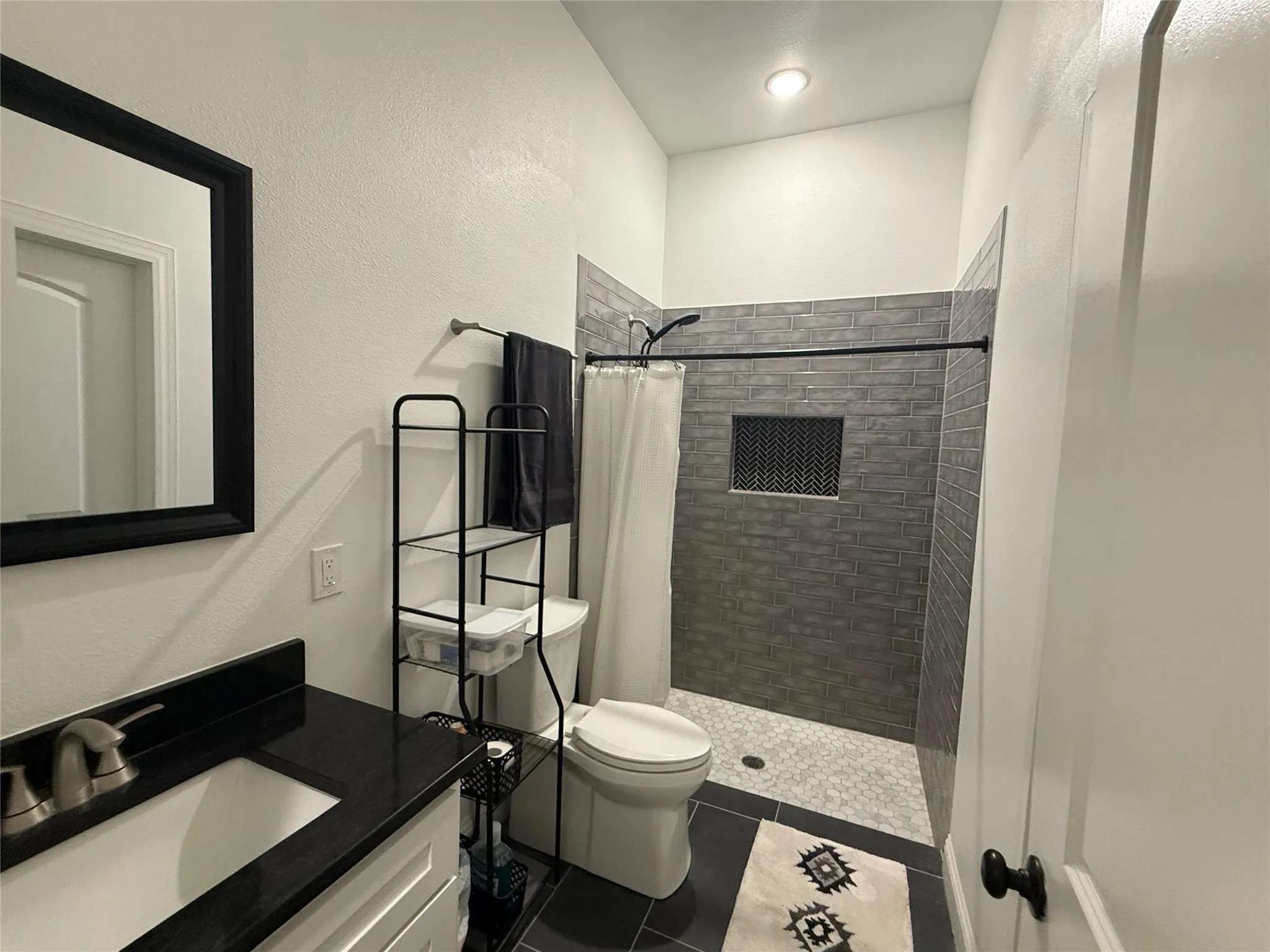Single Family Residence For Rent in Hood County , 1034 Sanctuary Drive, Tolar, Texas 76476, 1 Bedroom, 1 Bathroom, Garage spaces, 553 Sqft, built in 2025, Price $2,500, mls#21281800, Real Estate Agent in Tolar, Homes For Rent in Hood county, Homes For Rent in Tolar, Realtor in Tolar Texas, Real Estate Brokerage Independent Realty Texas, Luminita Cordes Realtor