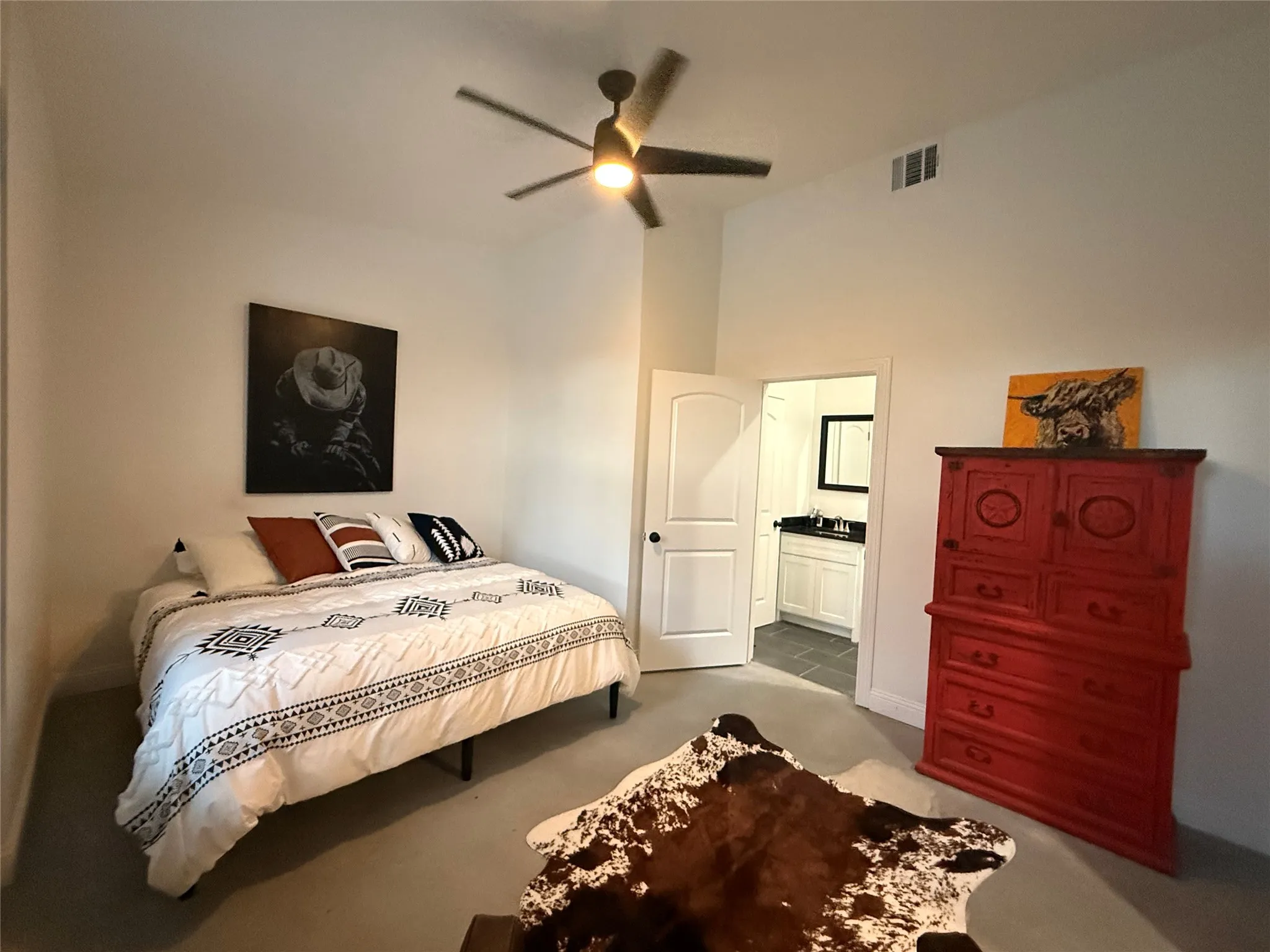 Single Family Residence For Rent in Hood County , 1034 Sanctuary Drive, Tolar, Texas 76476, 1 Bedroom, 1 Bathroom, Garage spaces, 553 Sqft, built in 2025, Price $2,500, mls#21281800, Real Estate Agent in Tolar, Homes For Rent in Hood county, Homes For Rent in Tolar, Realtor in Tolar Texas, Real Estate Brokerage Independent Realty Texas, Luminita Cordes Realtor
