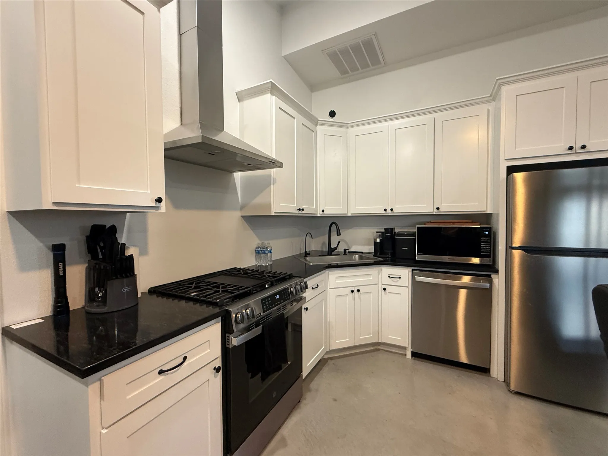 Single Family Residence For Rent in Hood County , 1034 Sanctuary Drive, Tolar, Texas 76476, 1 Bedroom, 1 Bathroom, Garage spaces, 553 Sqft, built in 2025, Price $2,500, mls#21281800, Real Estate Agent in Tolar, Homes For Rent in Hood county, Homes For Rent in Tolar, Realtor in Tolar Texas, Real Estate Brokerage Independent Realty Texas, Luminita Cordes Realtor