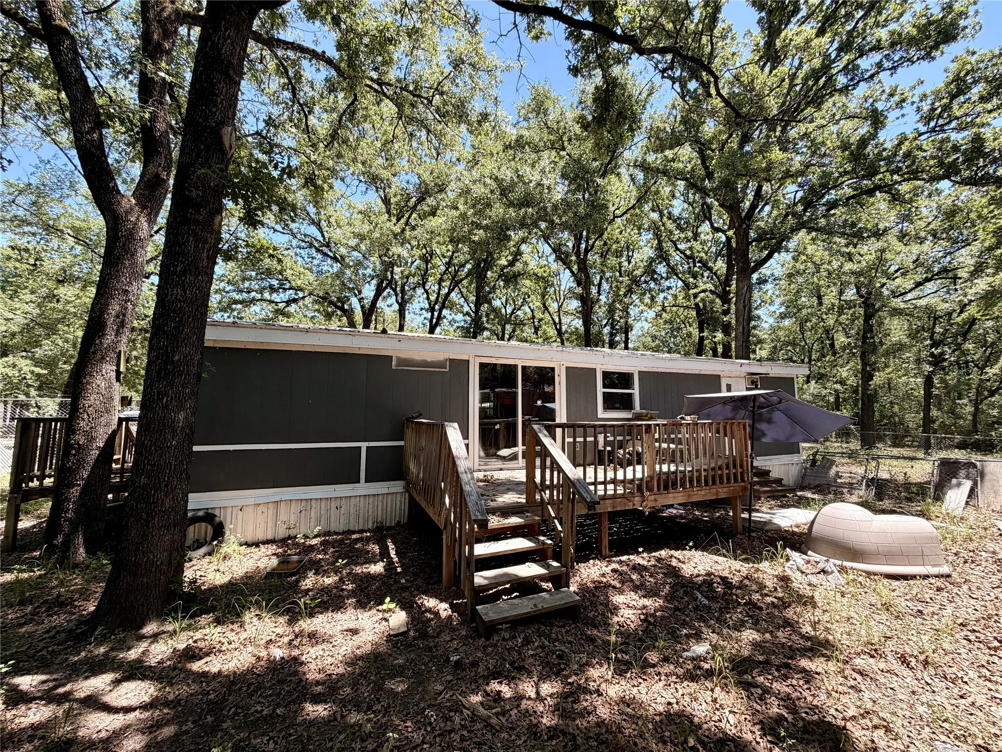 Mobile Home For Sale in Henderson County , 115 Fernwood Drive, Mabank, Texas 75156, 3 Bedrooms, 2 Bathrooms, Garage spaces, 1,144 Sqft, built in 1997, Price $117,000, mls#21261290, Real Estate Agent in Mabank, Homes For Sale in Henderson county, Homes For Sale in Mabank, Realtor in Mabank Texas, Real Estate Brokerage Independent Realty Texas, Luminita Cordes Realtor