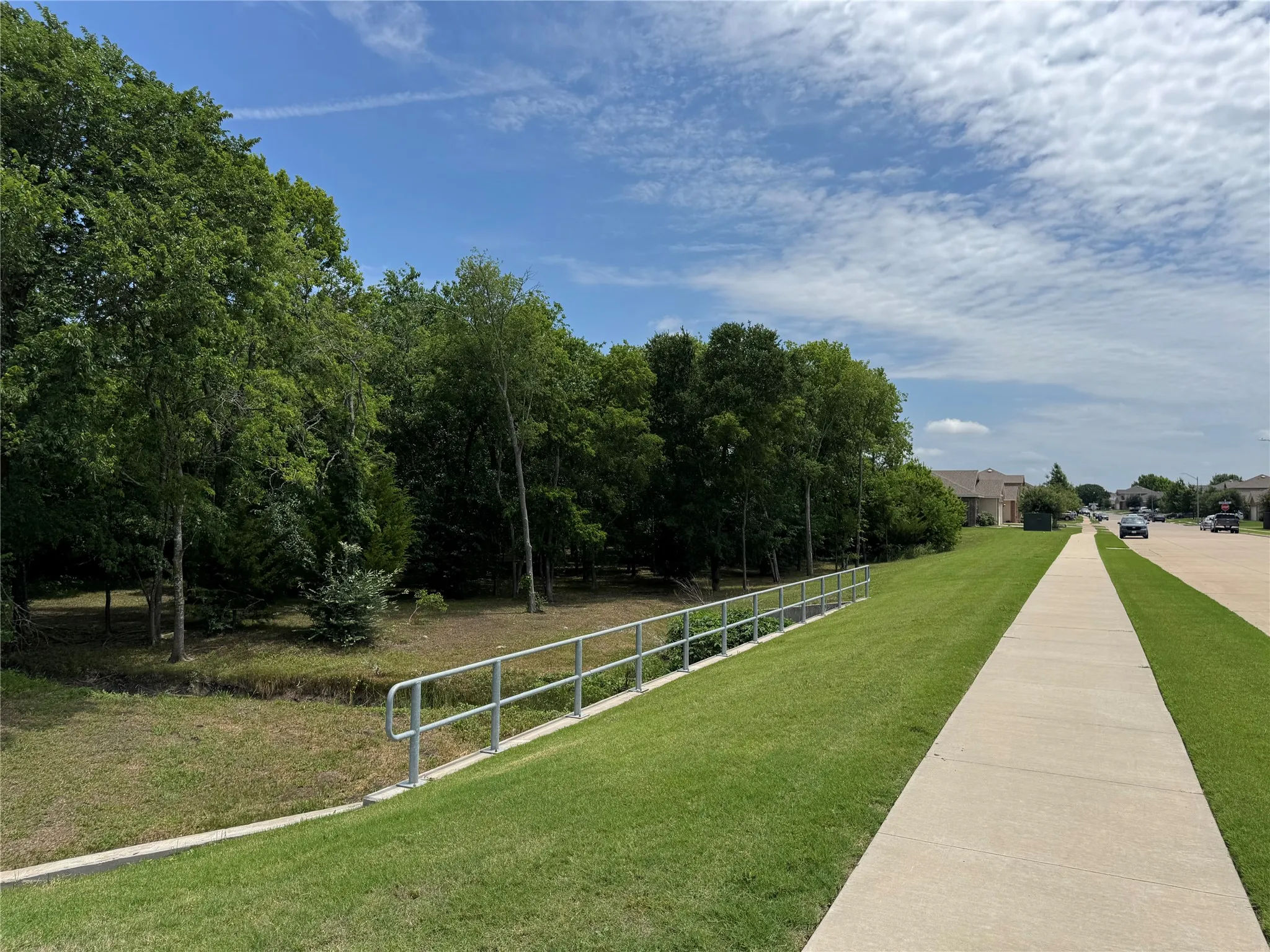 Single Family Residence For Sale in Ellis County , 2209 Cinnamon Springs Road, Glenn Heights, Texas 75154, 4 Bedroom, 2 Bathroom, 2 Garage spaces, 1,805 Sqft, built in 2018, mls#21280544, Real Estate Agent in Glenn Heights, Homes For Sale in Ellis county, Homes For Sale in Glenn Heights, Realtor in Glenn Heights Texas, Real Estate Brokerage Independent Realty Texas, Luminita Cordes Realtor