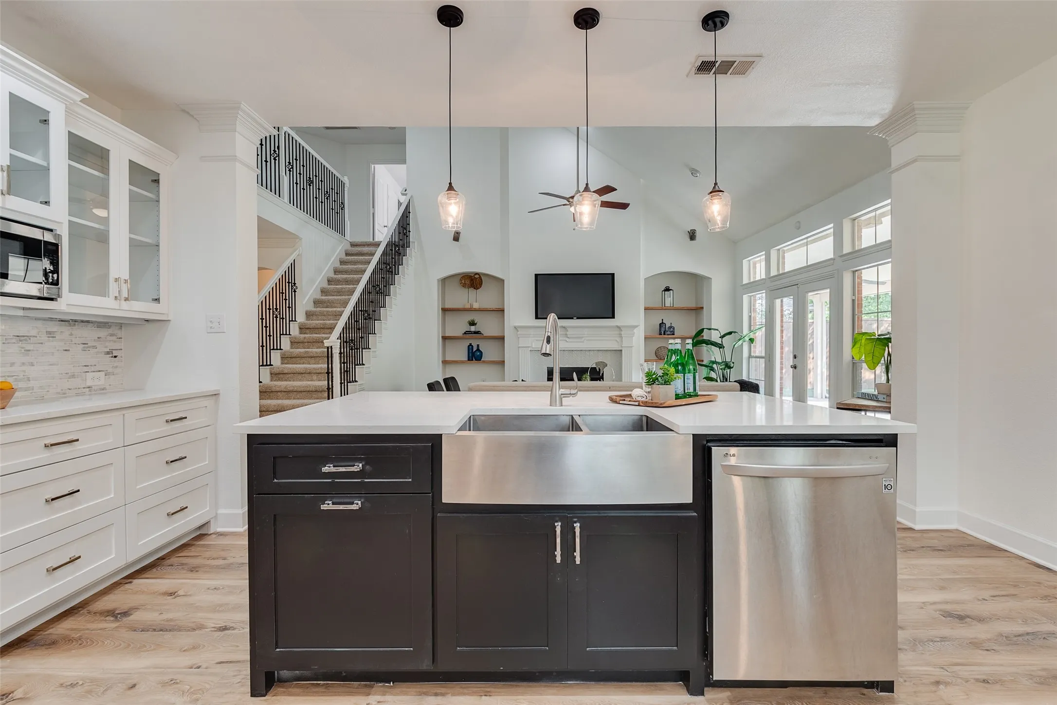 Single Family Residence For Rent in Denton County , 4411 Voyager Drive, Frisco, Texas 75034, 4 Bedroom, 4 Bathroom, 2 Garage spaces, 3,021 Sqft, built in 2000, mls#21282255, Real Estate Agent in Frisco, Homes For Rent in Denton county, Homes For Rent in Frisco, Realtor in Frisco Texas, Real Estate Brokerage Independent Realty Texas, Luminita Cordes Realtor