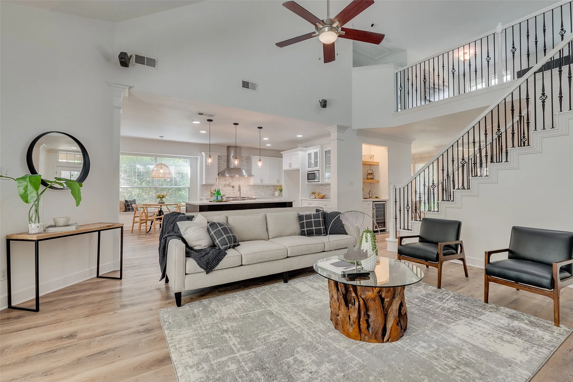 Single Family Residence For Rent in Denton County , 4411 Voyager Drive, Frisco, Texas 75034, 4 Bedroom, 4 Bathroom, 2 Garage spaces, 3,021 Sqft, built in 2000, mls#21282255, Real Estate Agent in Frisco, Homes For Rent in Denton county, Homes For Rent in Frisco, Realtor in Frisco Texas, Real Estate Brokerage Independent Realty Texas, Luminita Cordes Realtor