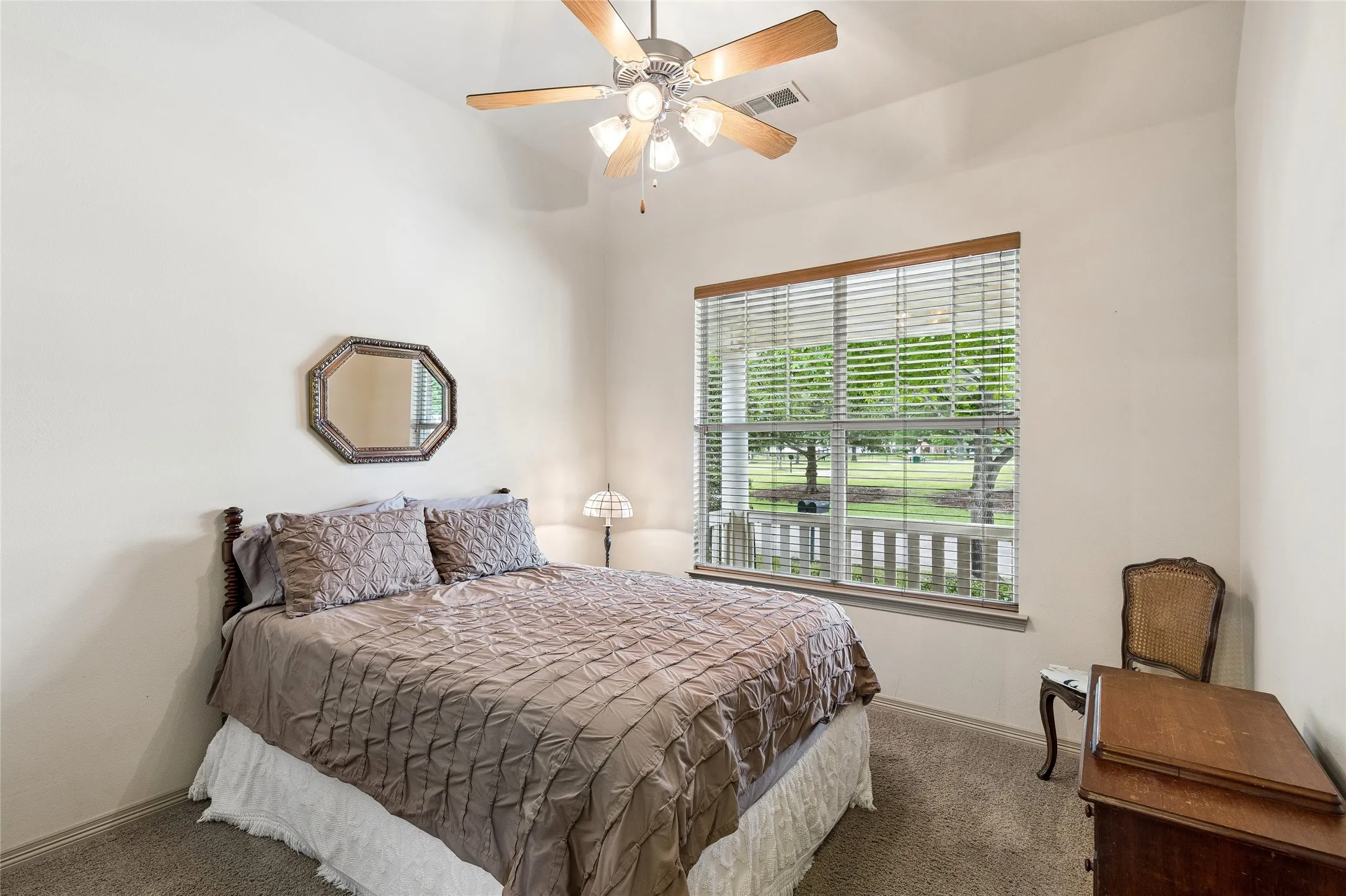 Single Family Residence For Sale in Tarrant County , 6016 Frost Street, North Richland Hills, Texas 76180, 3 Bedroom, 2 Bathroom, 2 Garage spaces, 1,702 Sqft, built in 2003, mls#21281277, Real Estate Agent in North Richland Hills, Homes For Sale in Tarrant county, Homes For Sale in North Richland Hills, Realtor in North Richland Hills Texas, Real Estate Brokerage Independent Realty Texas, Luminita Cordes Realtor