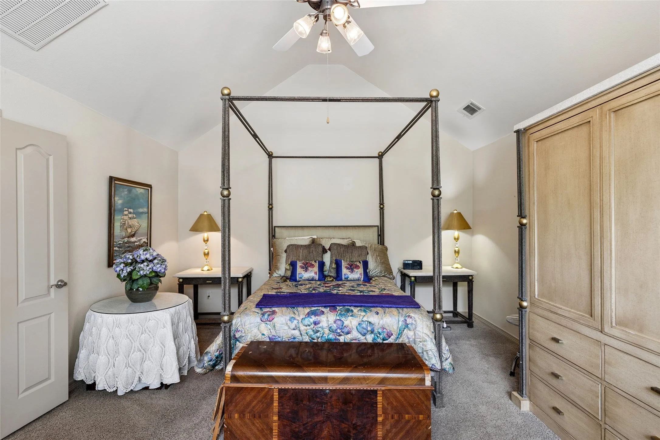 Single Family Residence For Sale in Tarrant County , 6016 Frost Street, North Richland Hills, Texas 76180, 3 Bedroom, 2 Bathroom, 2 Garage spaces, 1,702 Sqft, built in 2003, mls#21281277, Real Estate Agent in North Richland Hills, Homes For Sale in Tarrant county, Homes For Sale in North Richland Hills, Realtor in North Richland Hills Texas, Real Estate Brokerage Independent Realty Texas, Luminita Cordes Realtor