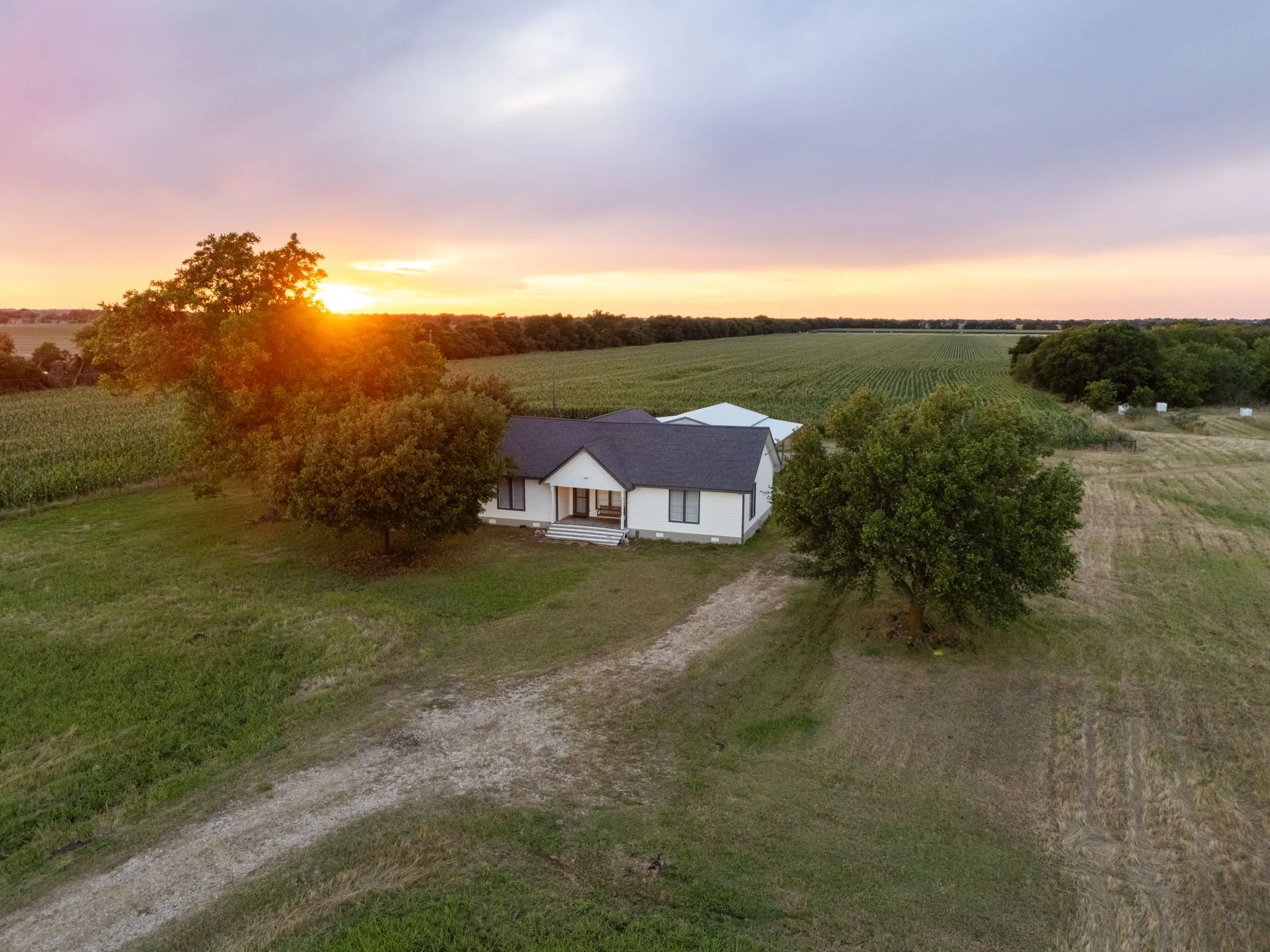 Single Family Residence For Sale in Mc Lennan County , 300 Grellhesl, West, Texas 76691, 4 Bedroom, 3 Bathroom, Garage spaces, 1,946 Sqft, built in 1970, mls#21282178, Real Estate Agent in West, Homes For Sale in Mc Lennan county, Homes For Sale in West, Realtor in West Texas, Real Estate Brokerage Independent Realty Texas, Luminita Cordes Realtor
