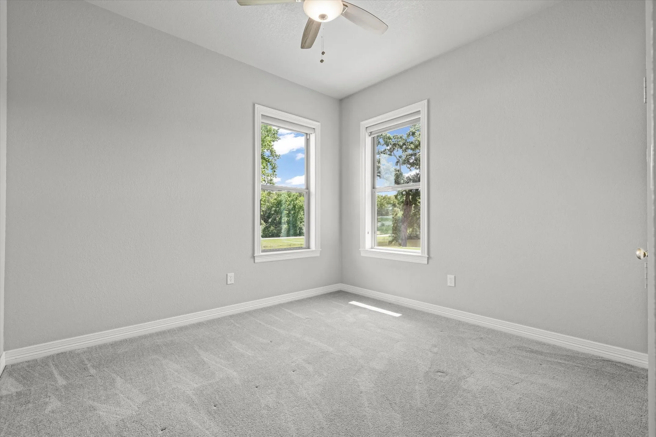 Single Family Residence For Sale in Wood County , 147 County Road 2309, Mineola, Texas 75773, 4 Bedroom, 3 Bathroom, 3 Garage spaces, 2,258 Sqft, built in 2019, mls#21280954, Real Estate Agent in Mineola, Homes For Sale in Wood county, Homes For Sale in Mineola, Realtor in Mineola Texas, Real Estate Brokerage Independent Realty Texas, Luminita Cordes Realtor